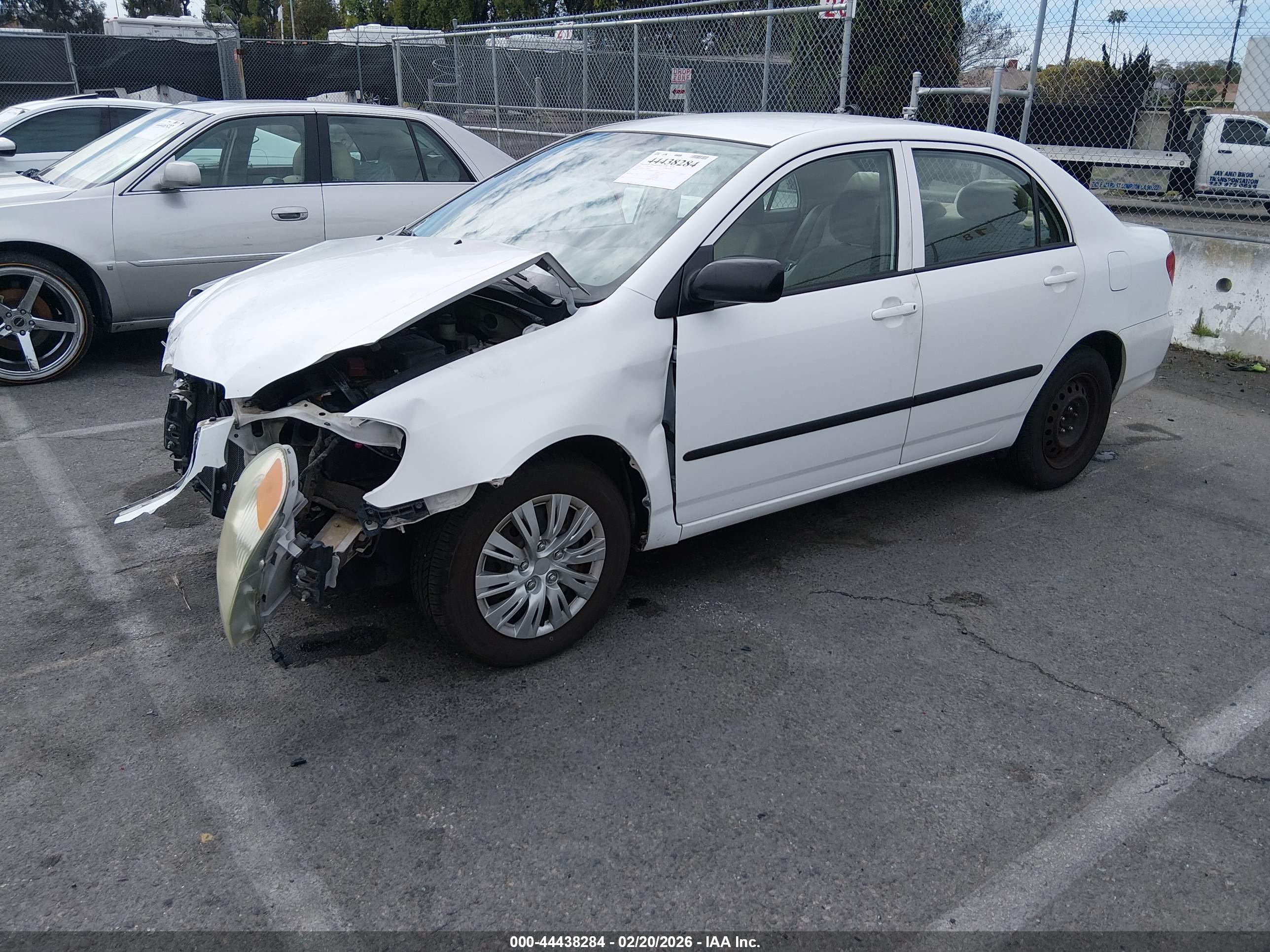 TOYOTA COROLLA image 2