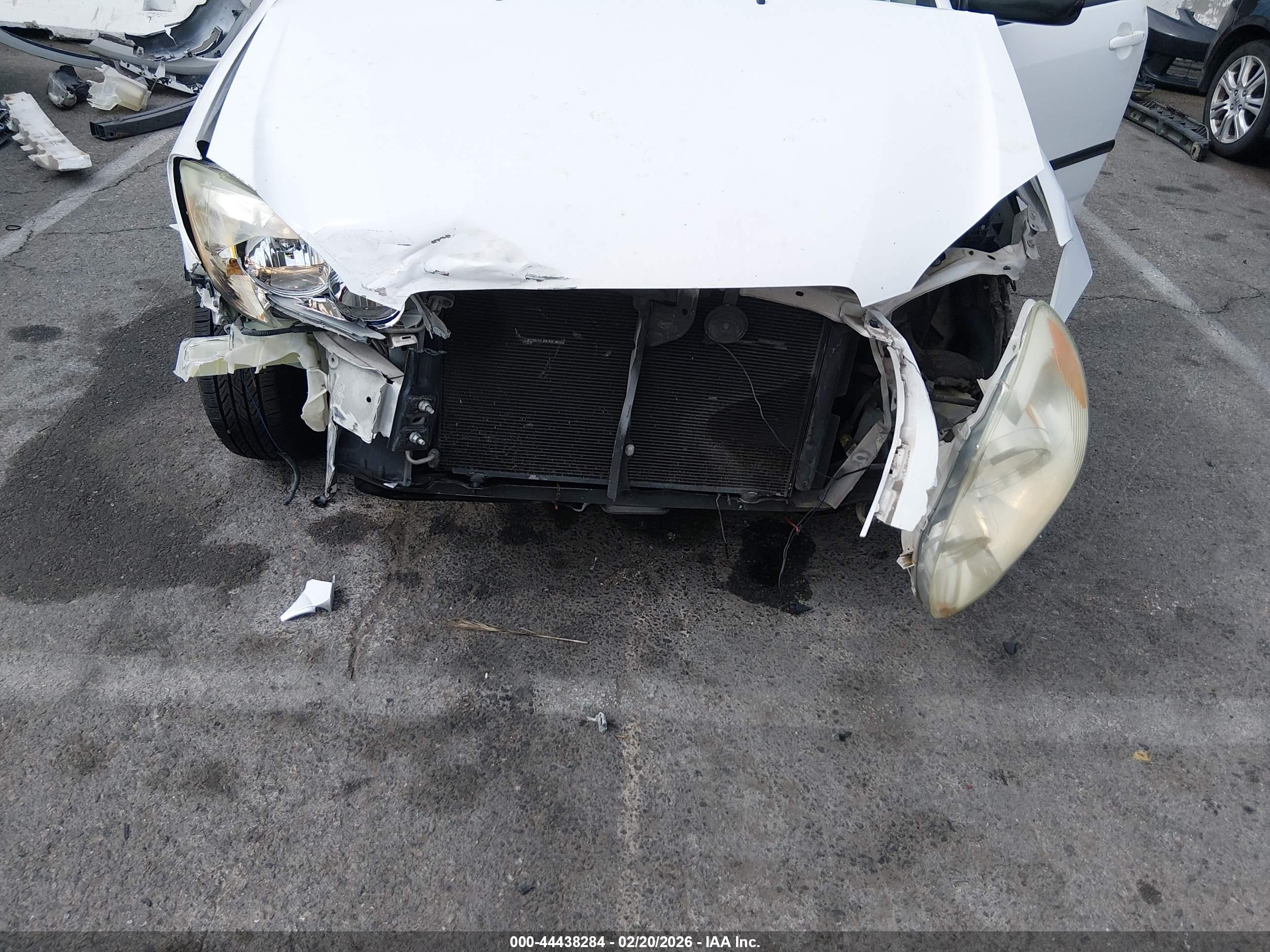 TOYOTA COROLLA image 6