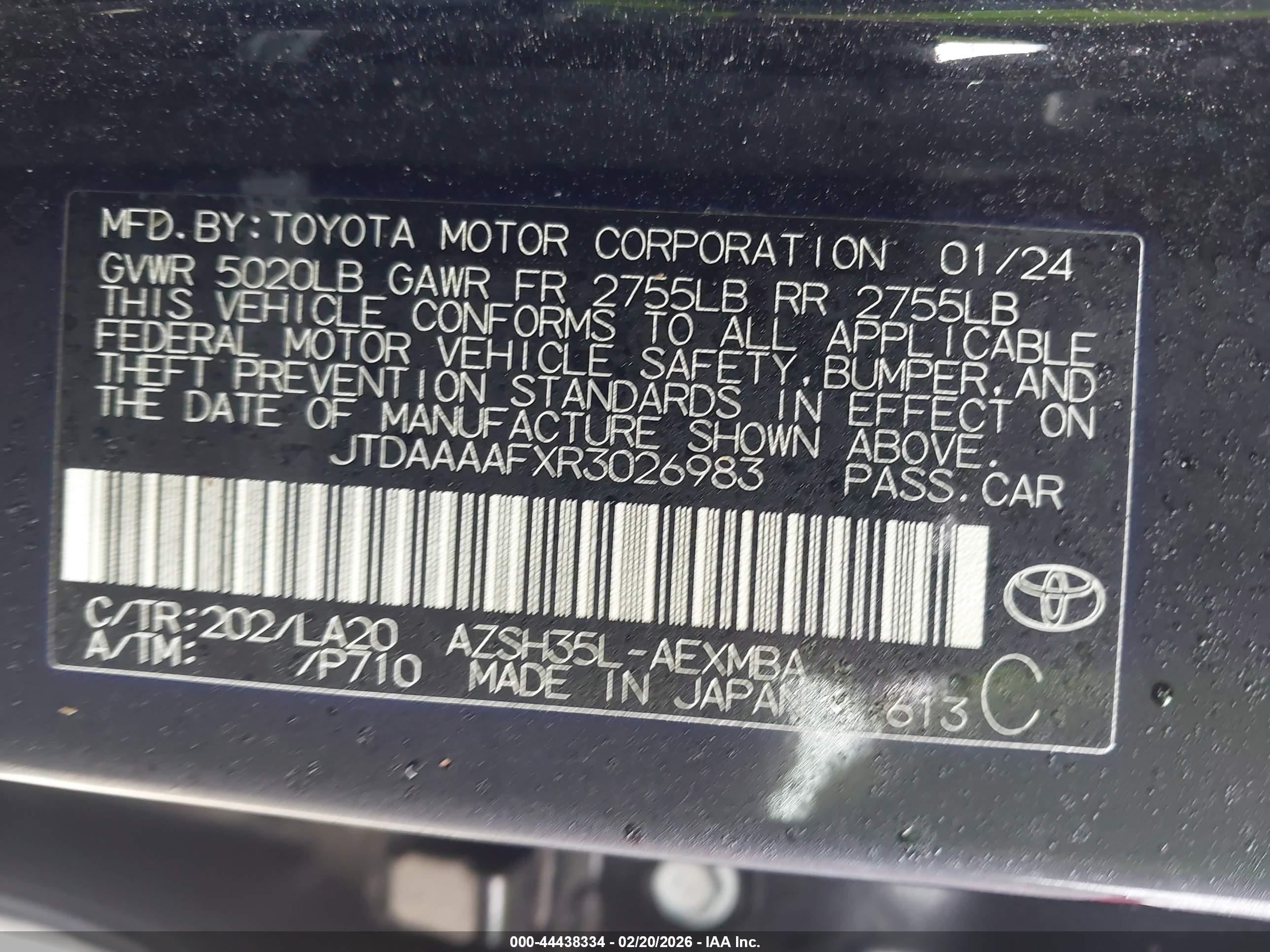 TOYOTA CROWN image 9