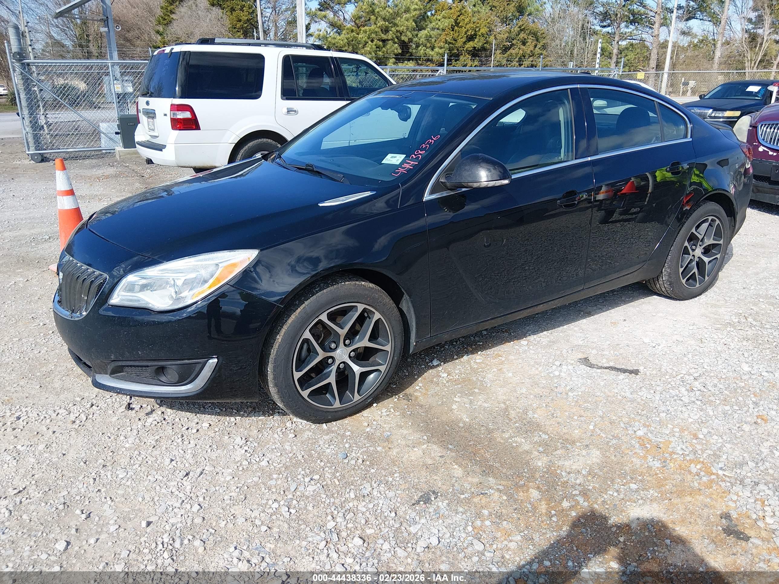 BUICK REGAL image 2