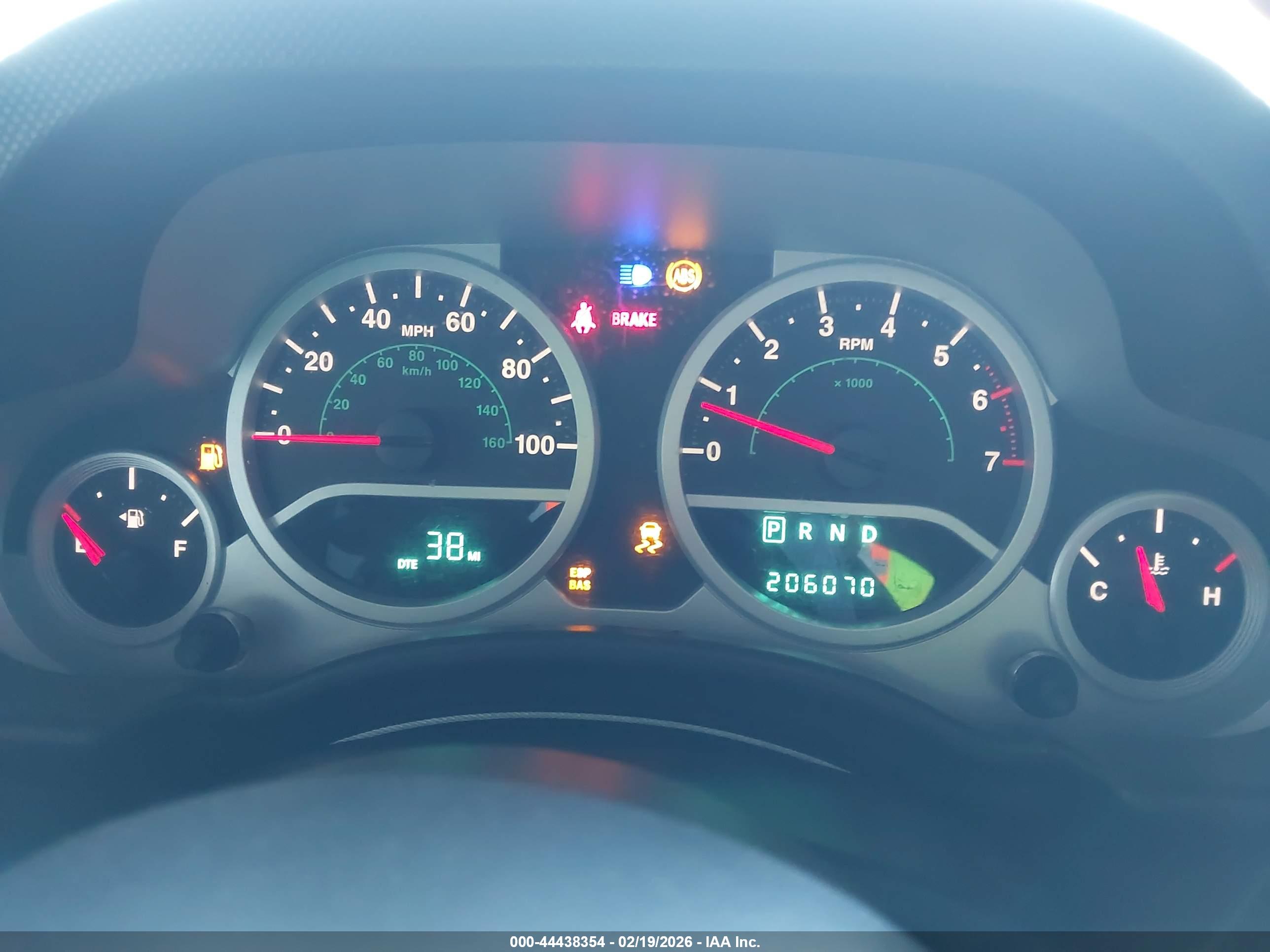 JEEP WRANGLER image 7