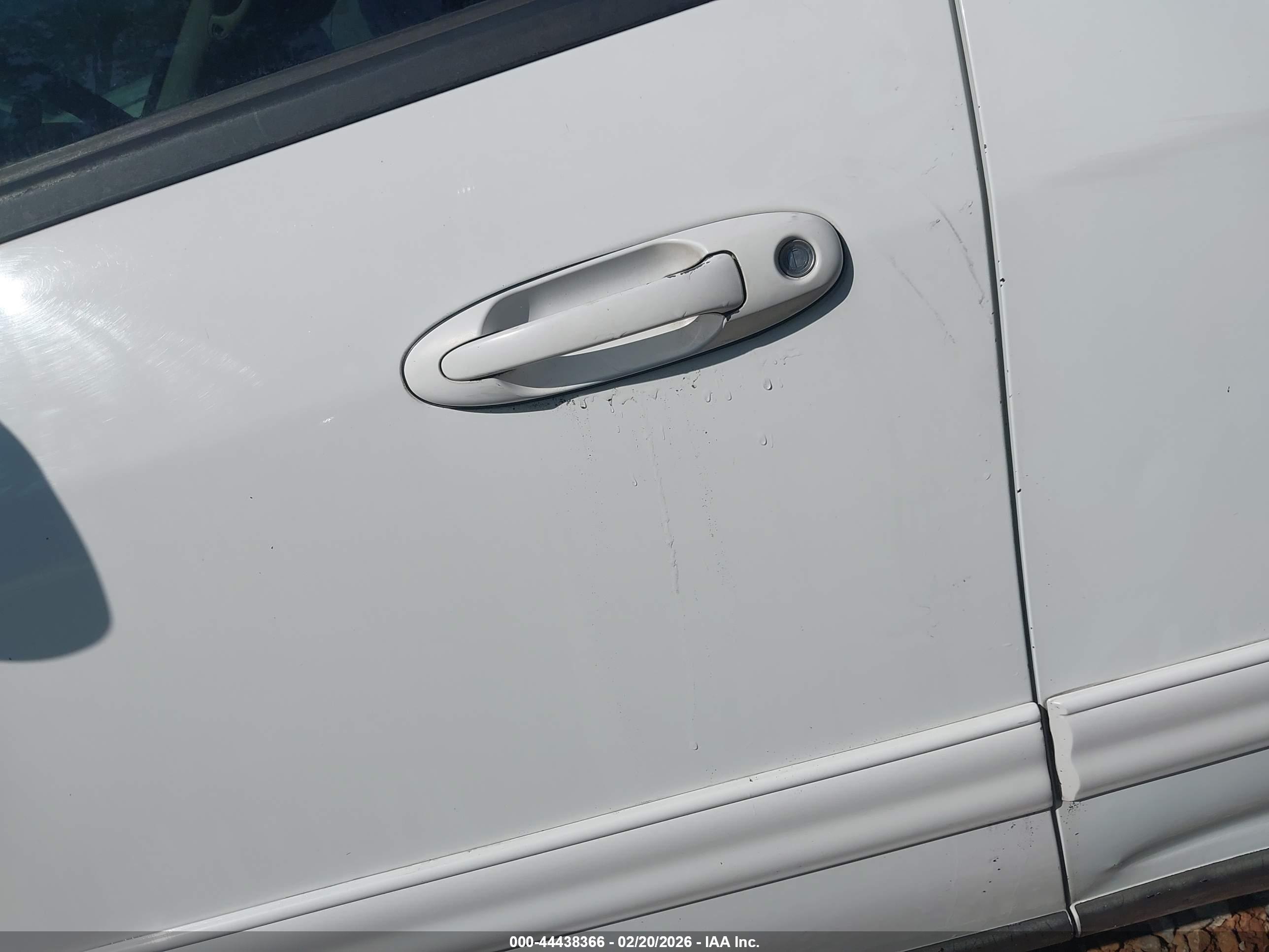TOYOTA SEQUOIA image 6
