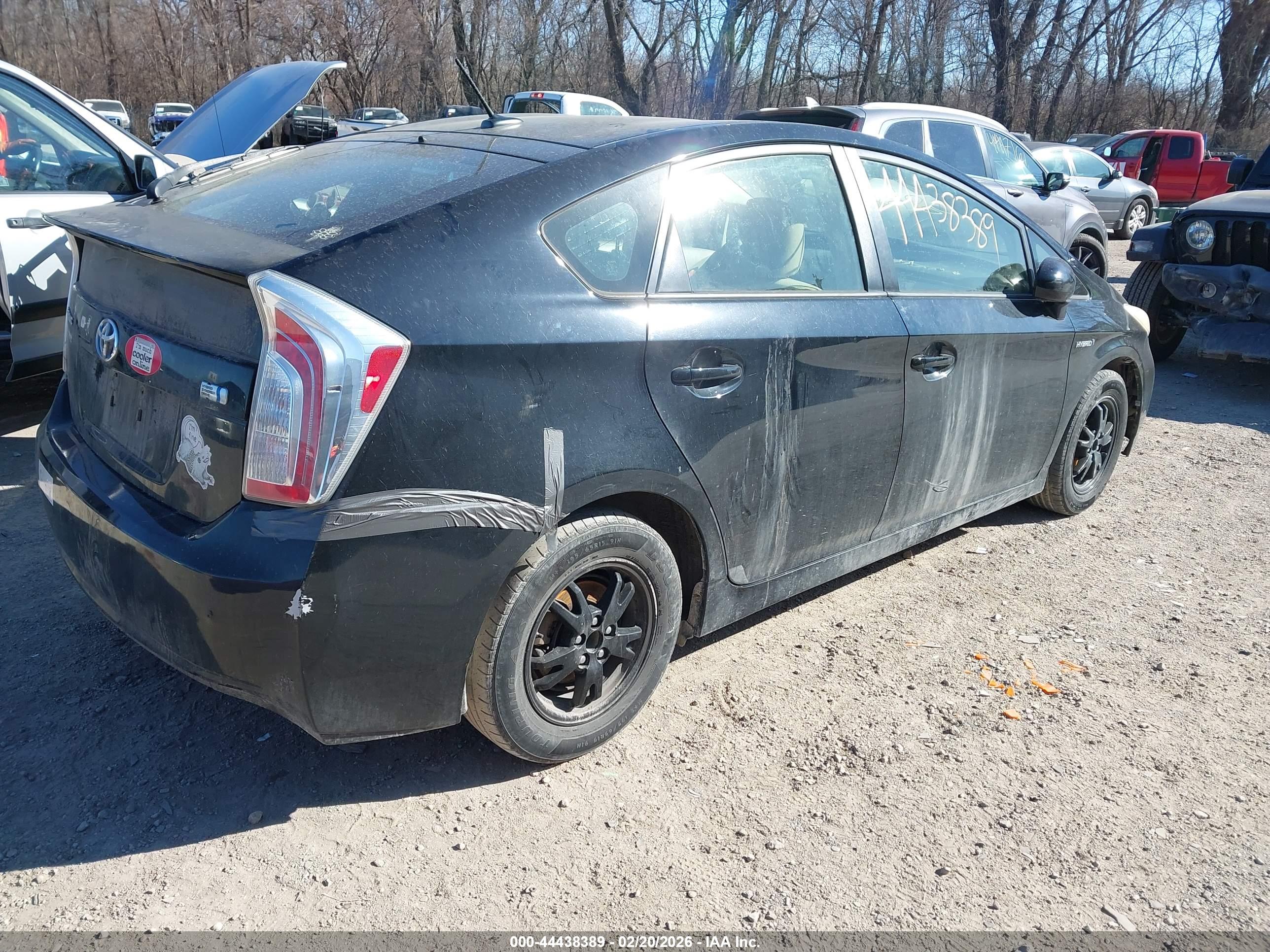 TOYOTA PRIUS image 4