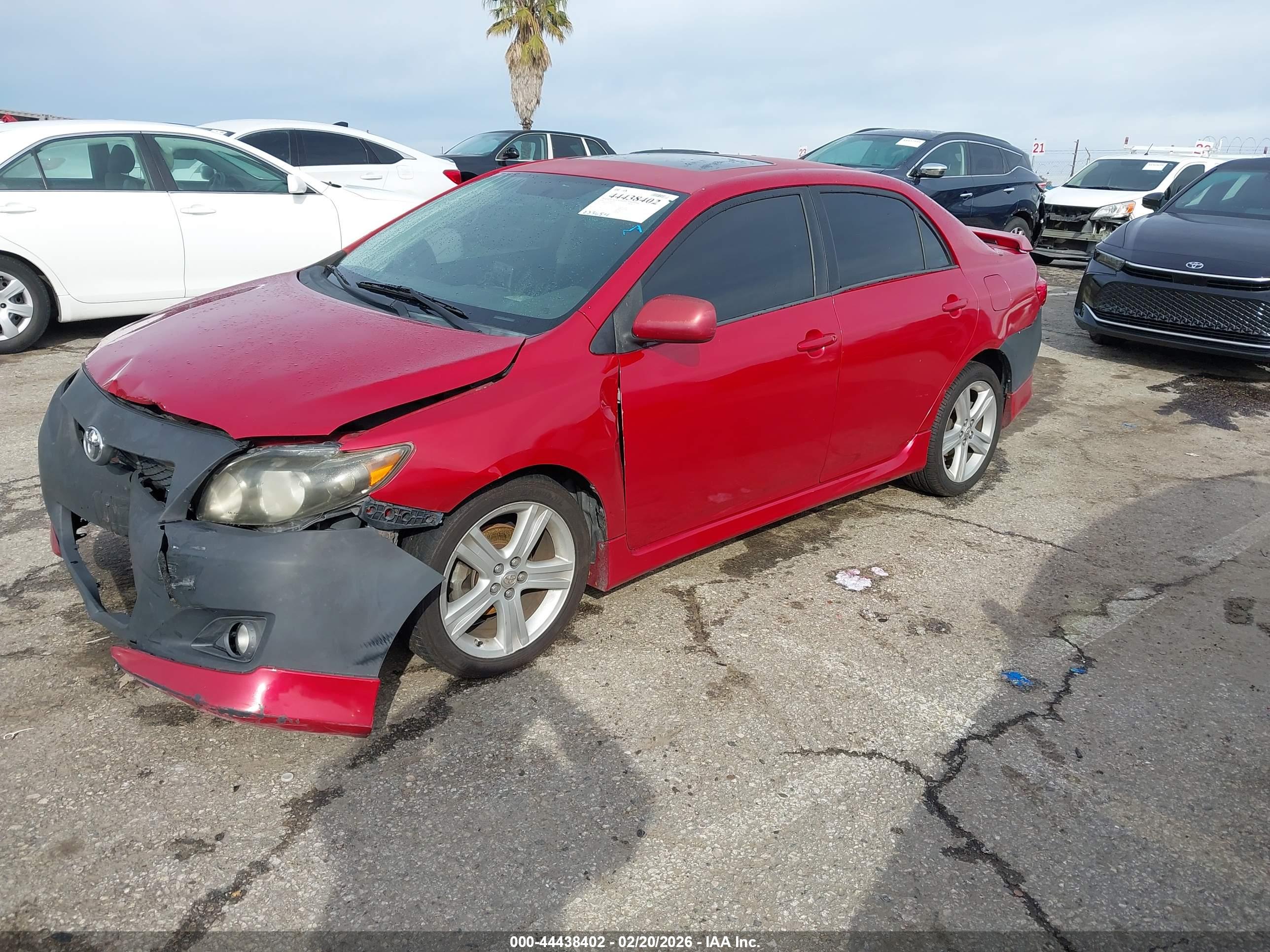TOYOTA COROLLA image 2