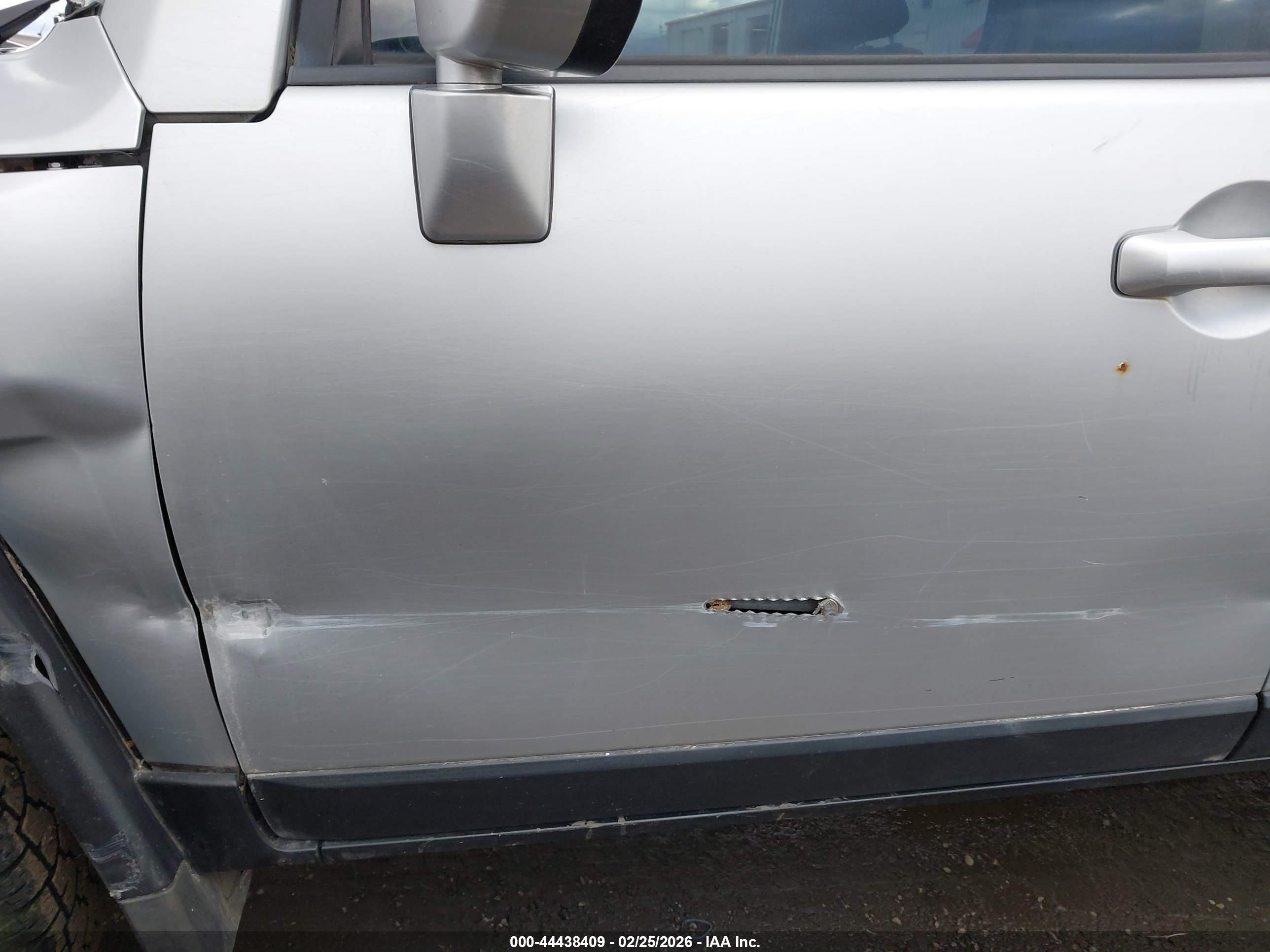 TOYOTA FJ image 6