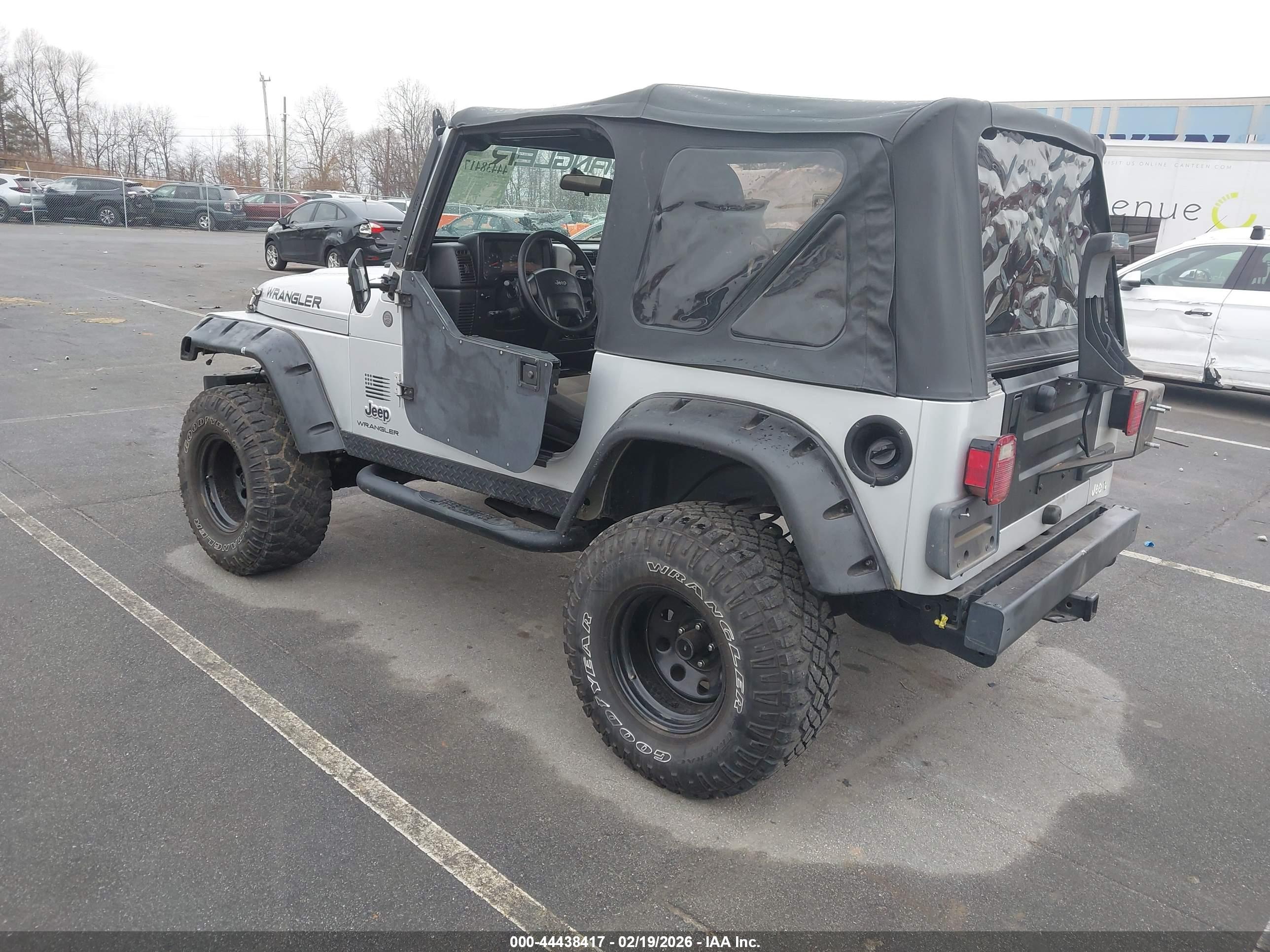 JEEP WRANGLER image 3