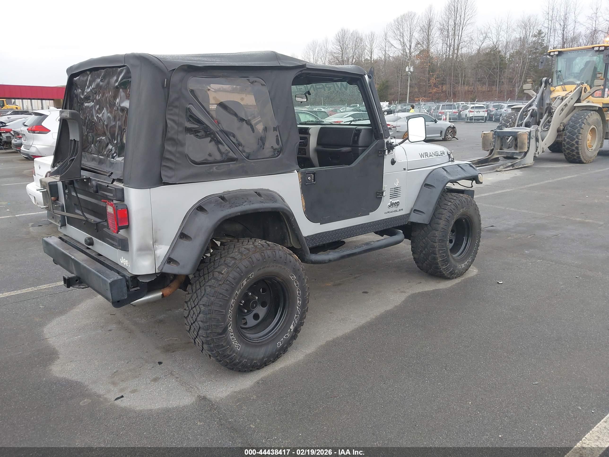 JEEP WRANGLER image 4