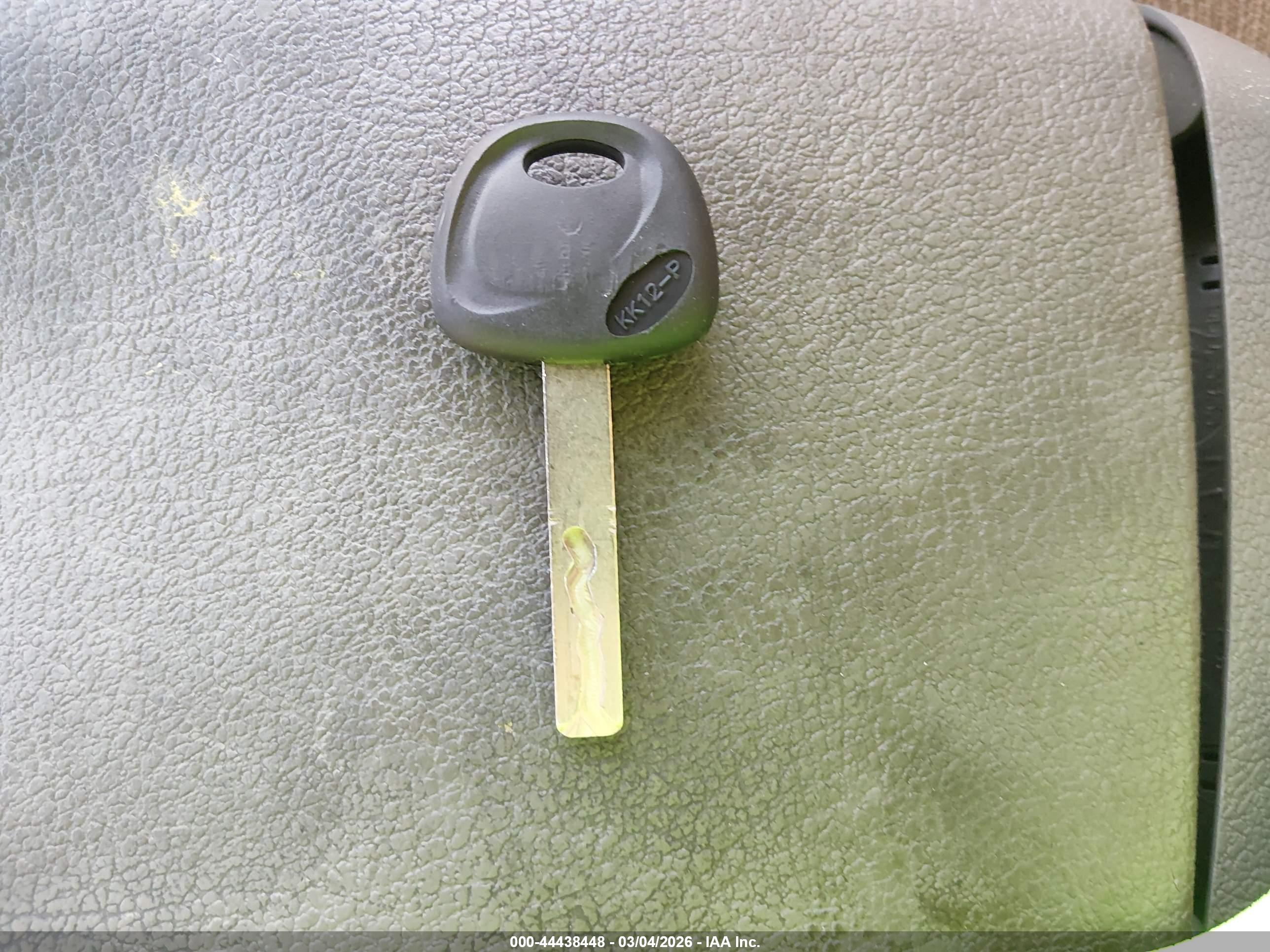 HYUNDAI ACCENT image 11