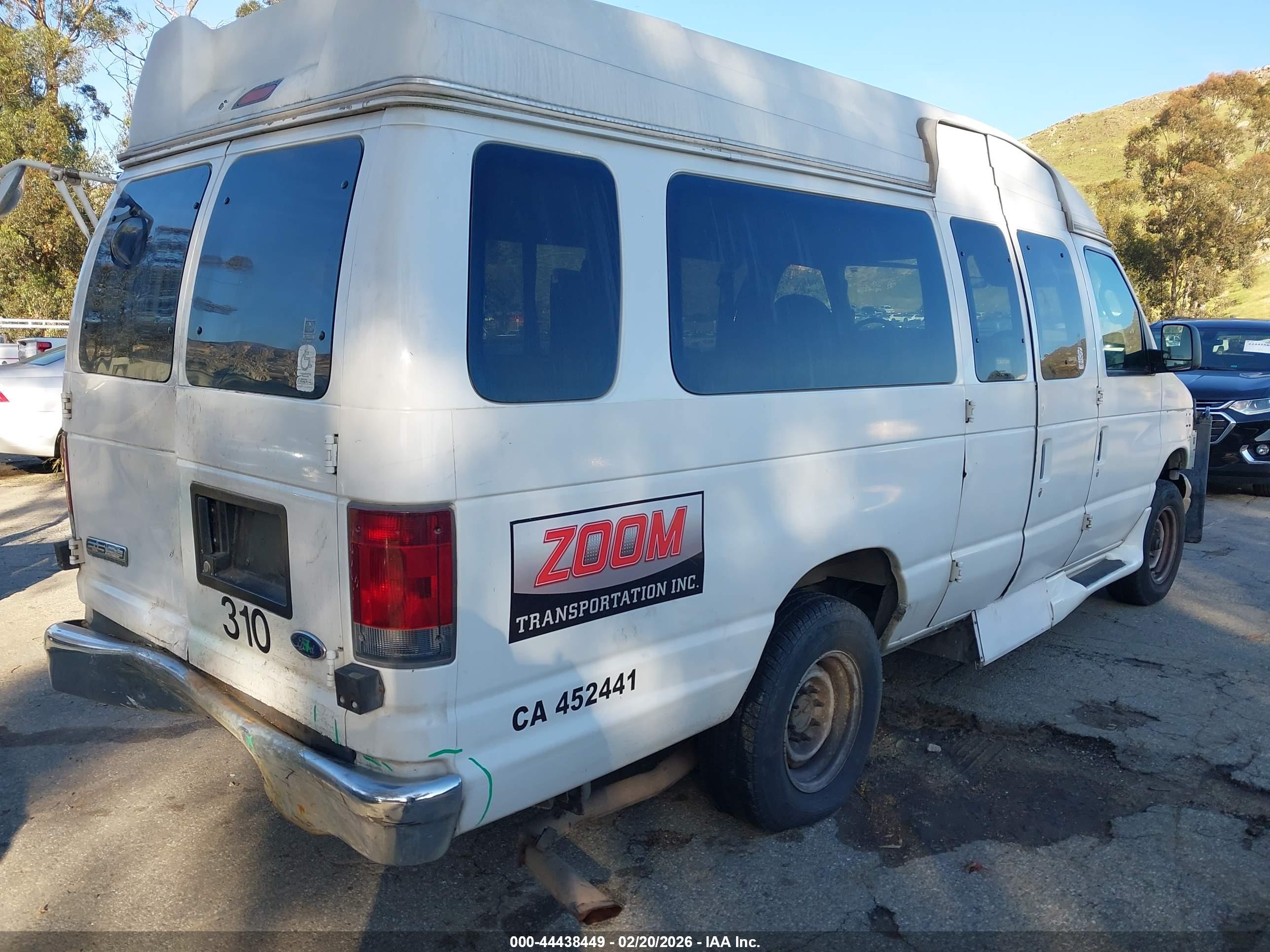FORD E-350 image 4