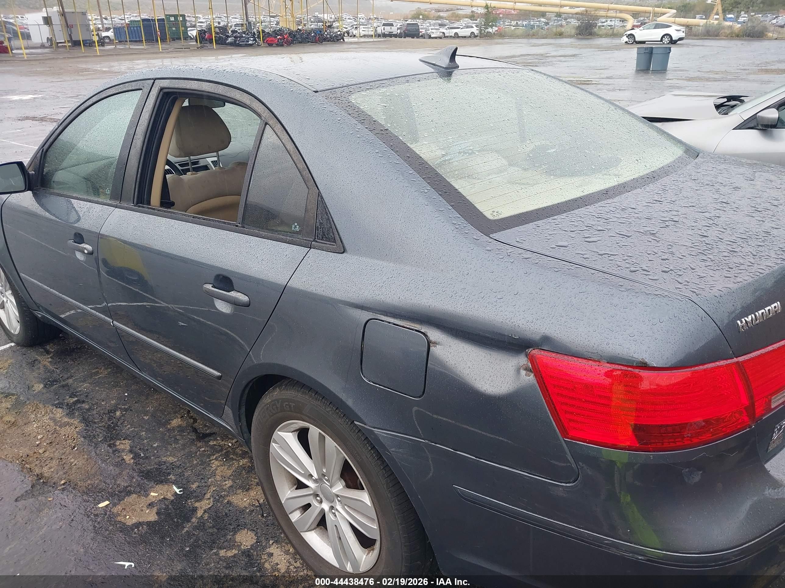 HYUNDAI SONATA image 6