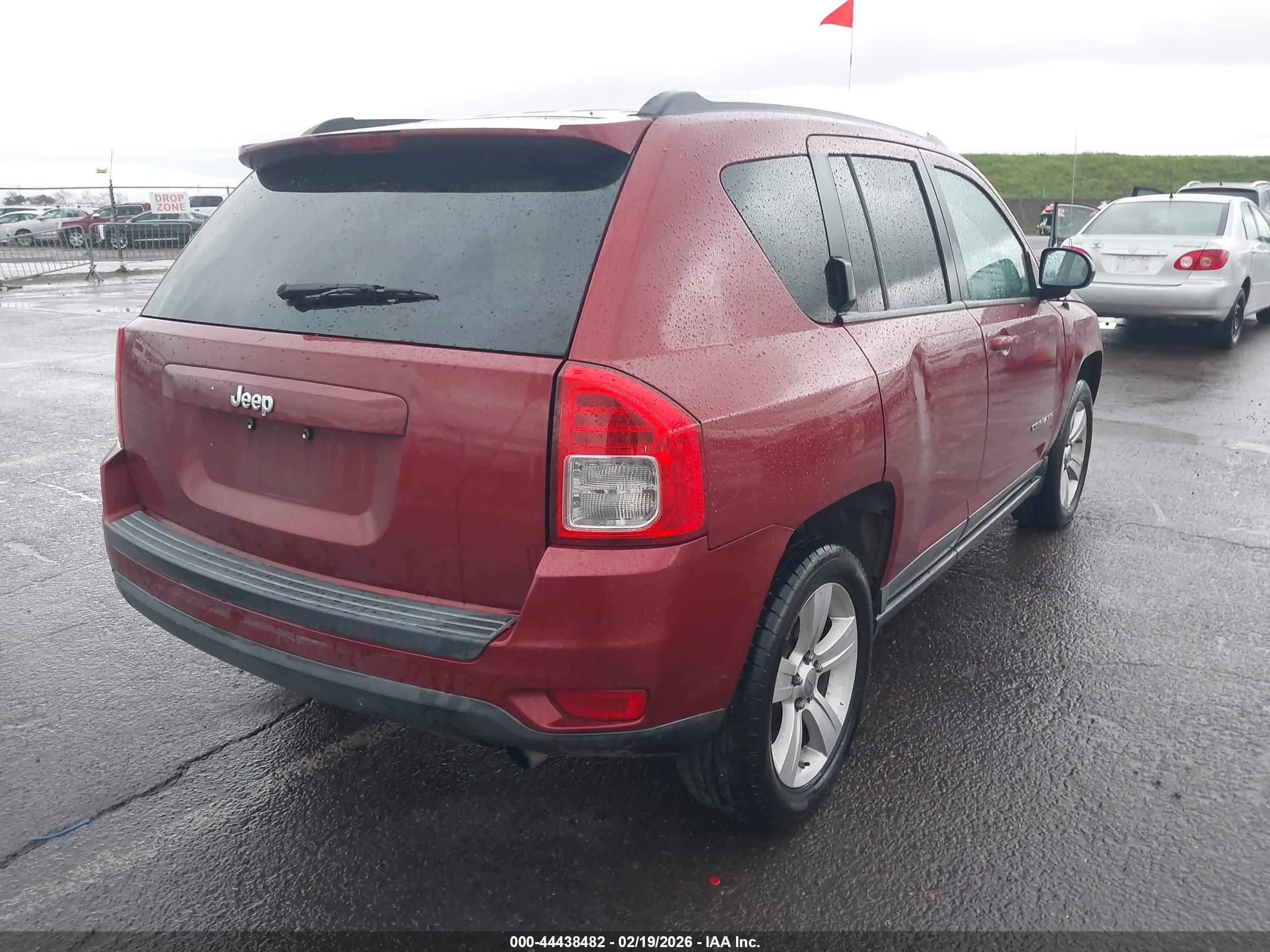 JEEP COMPASS image 4