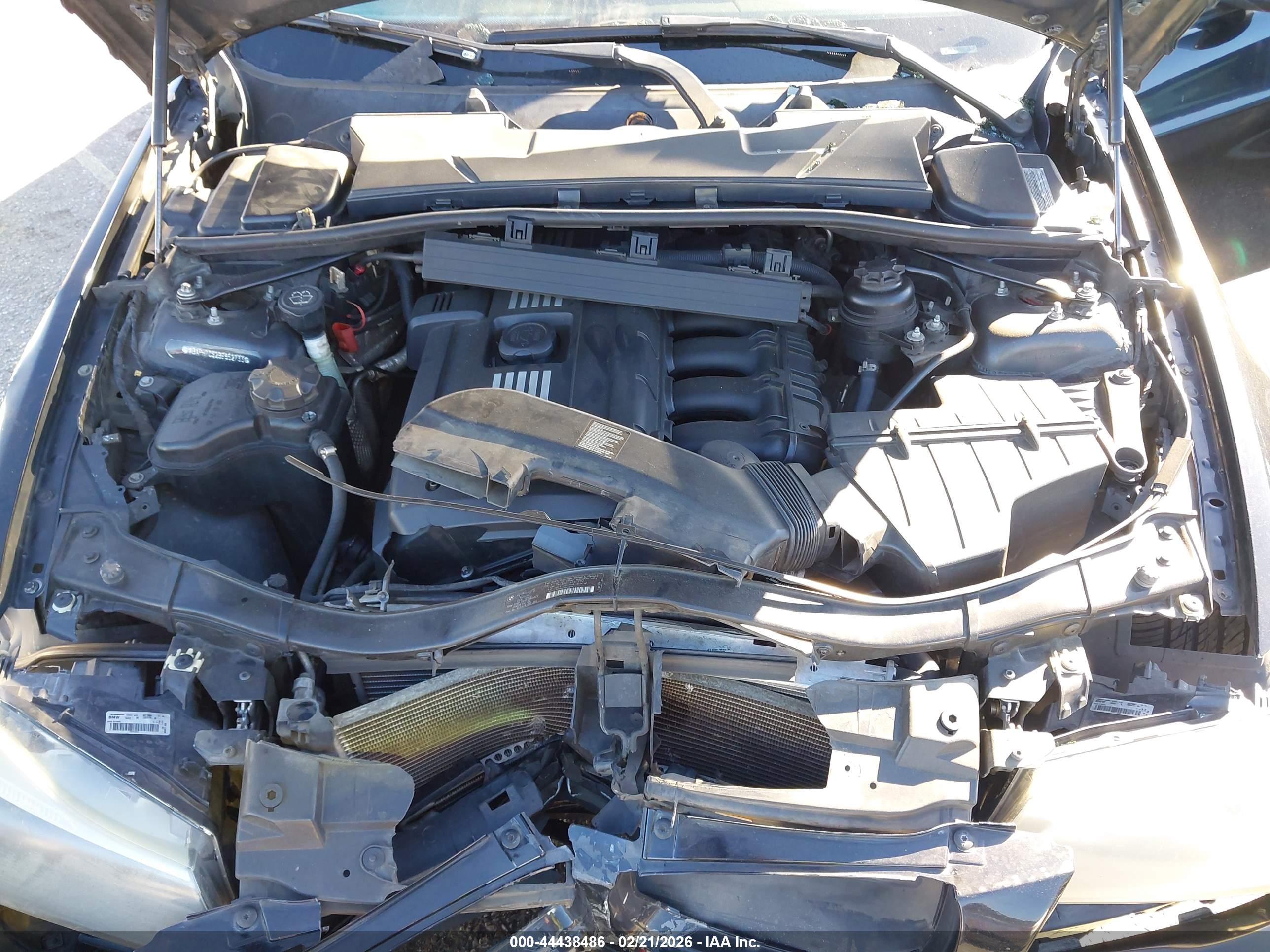 BMW 328I image 10