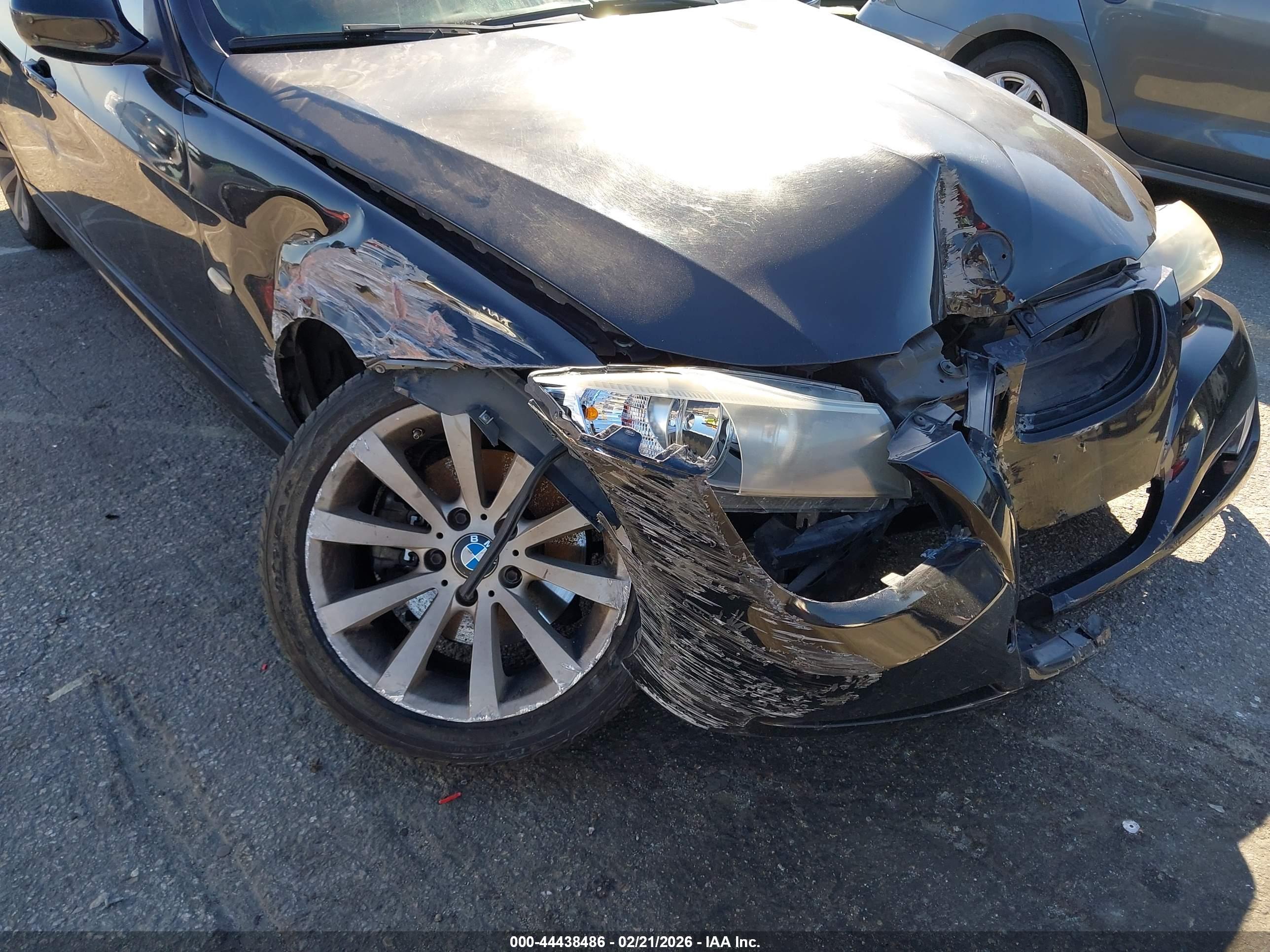BMW 328I image 6
