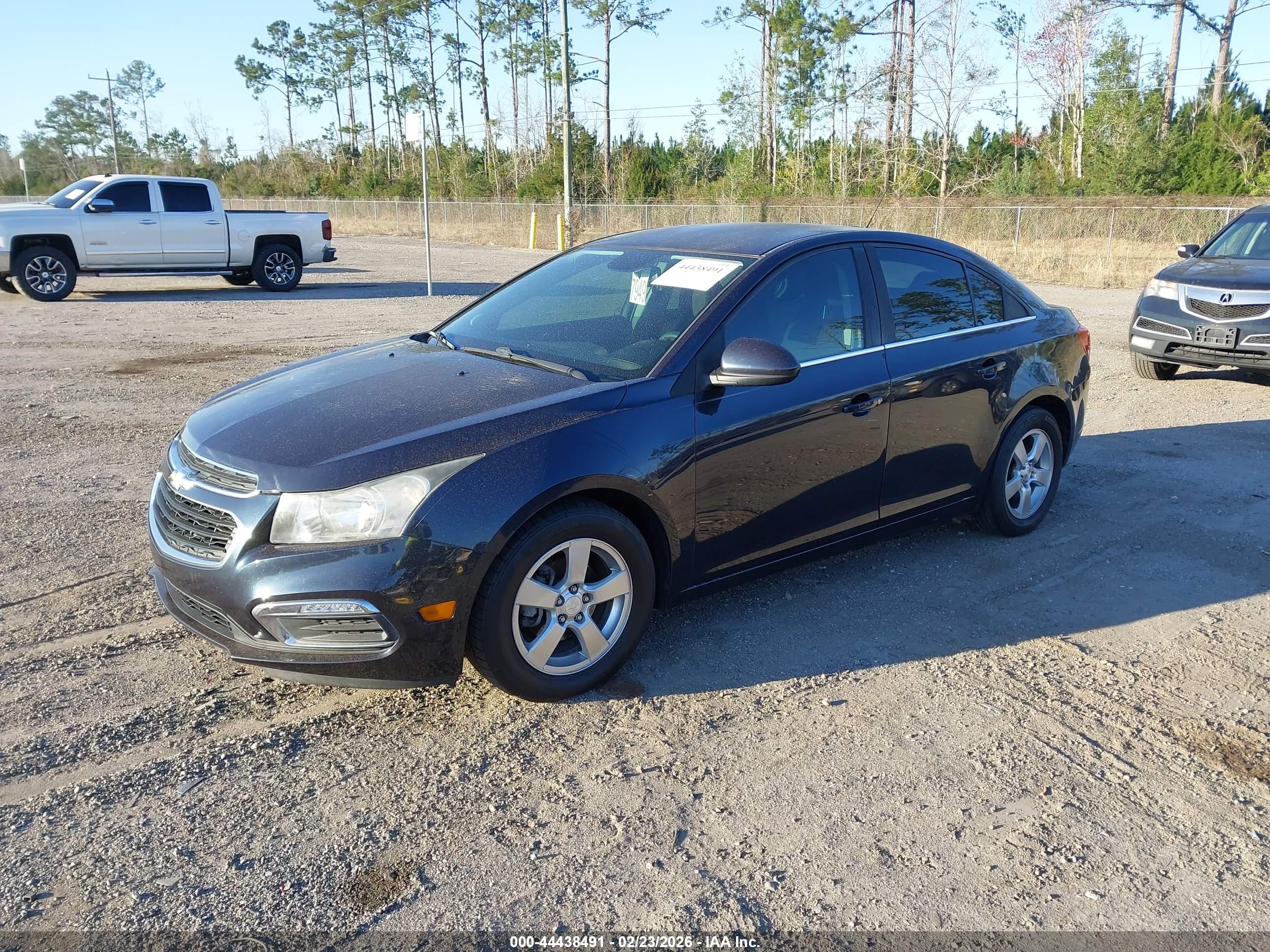 CHEVROLET CRUZE image 2