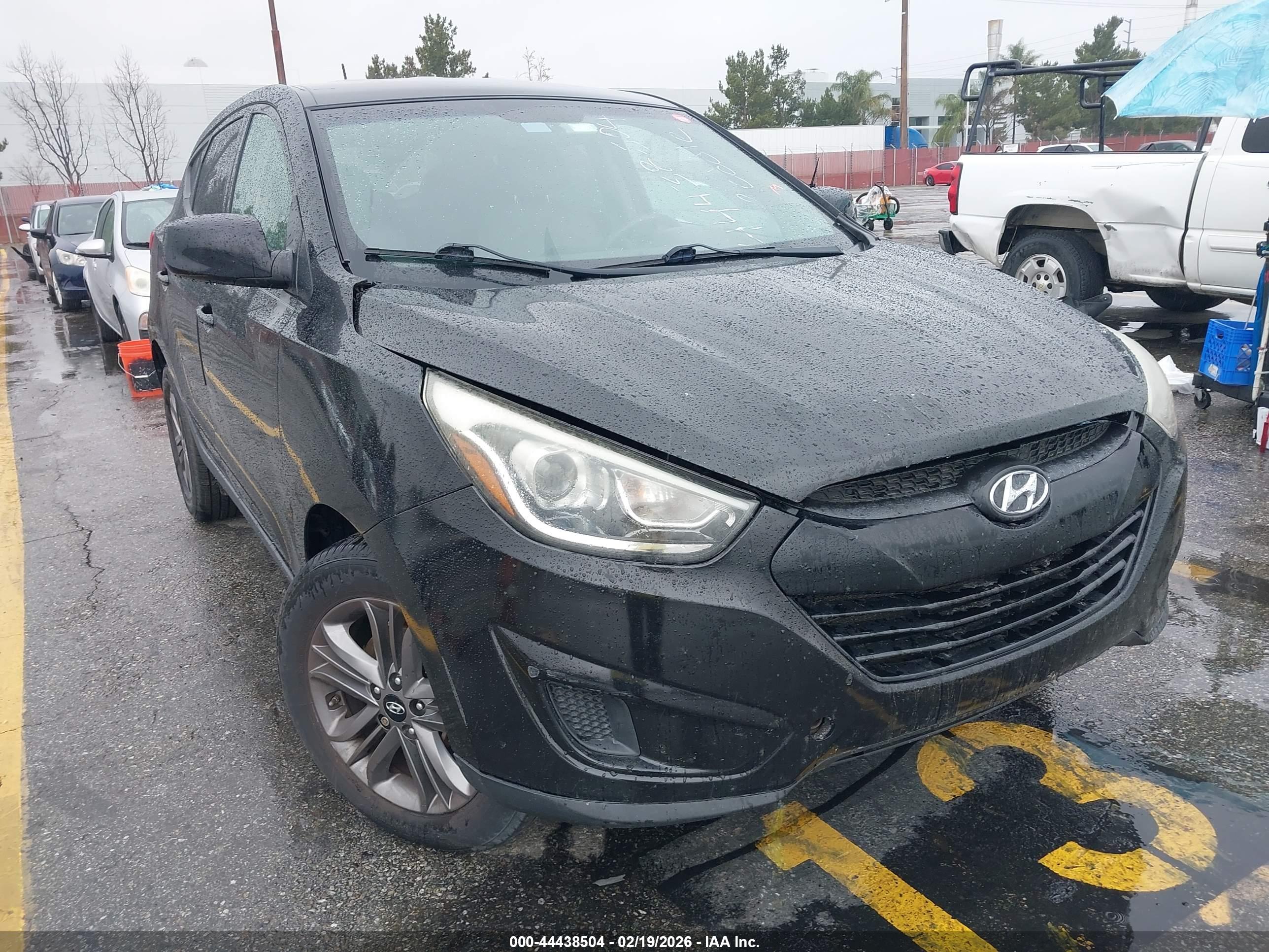 HYUNDAI TUCSON image 6