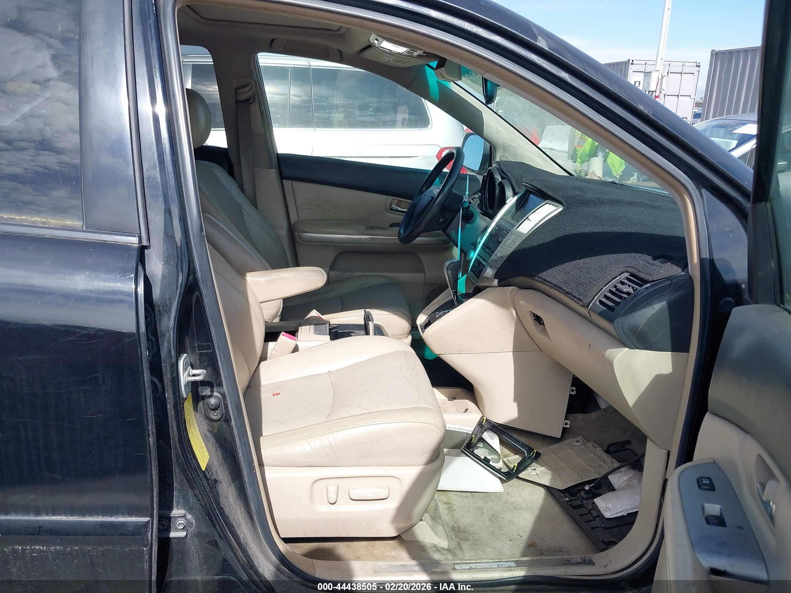 LEXUS RX image 5