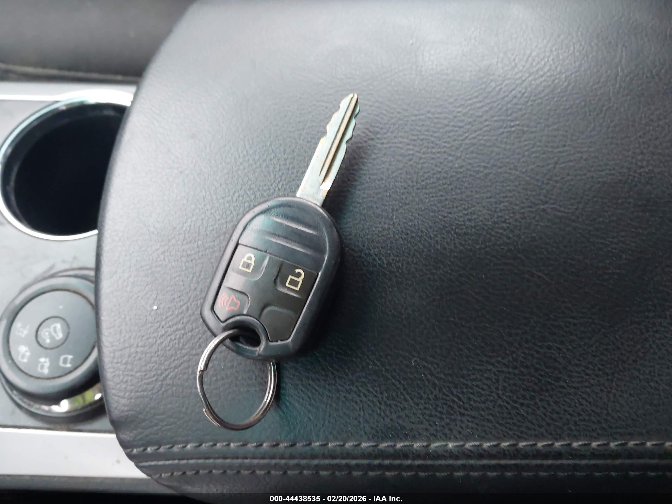 FORD EXPLORER image 11