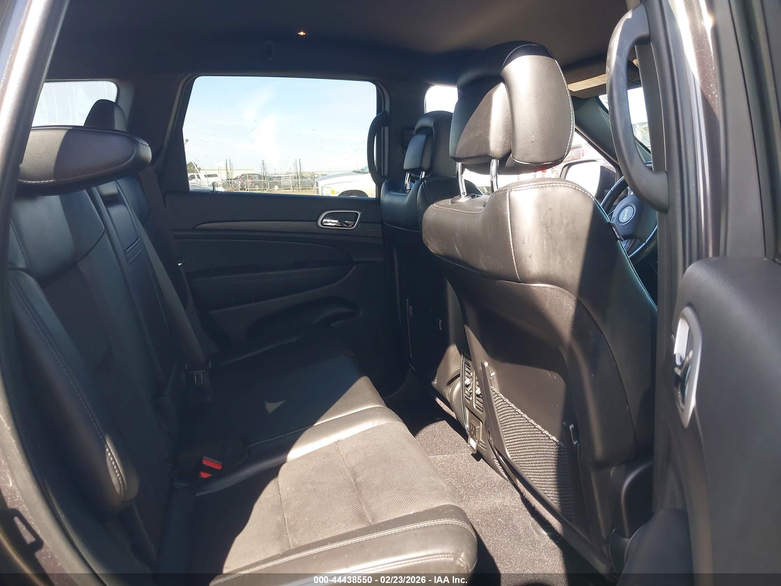 JEEP GRAND image 8