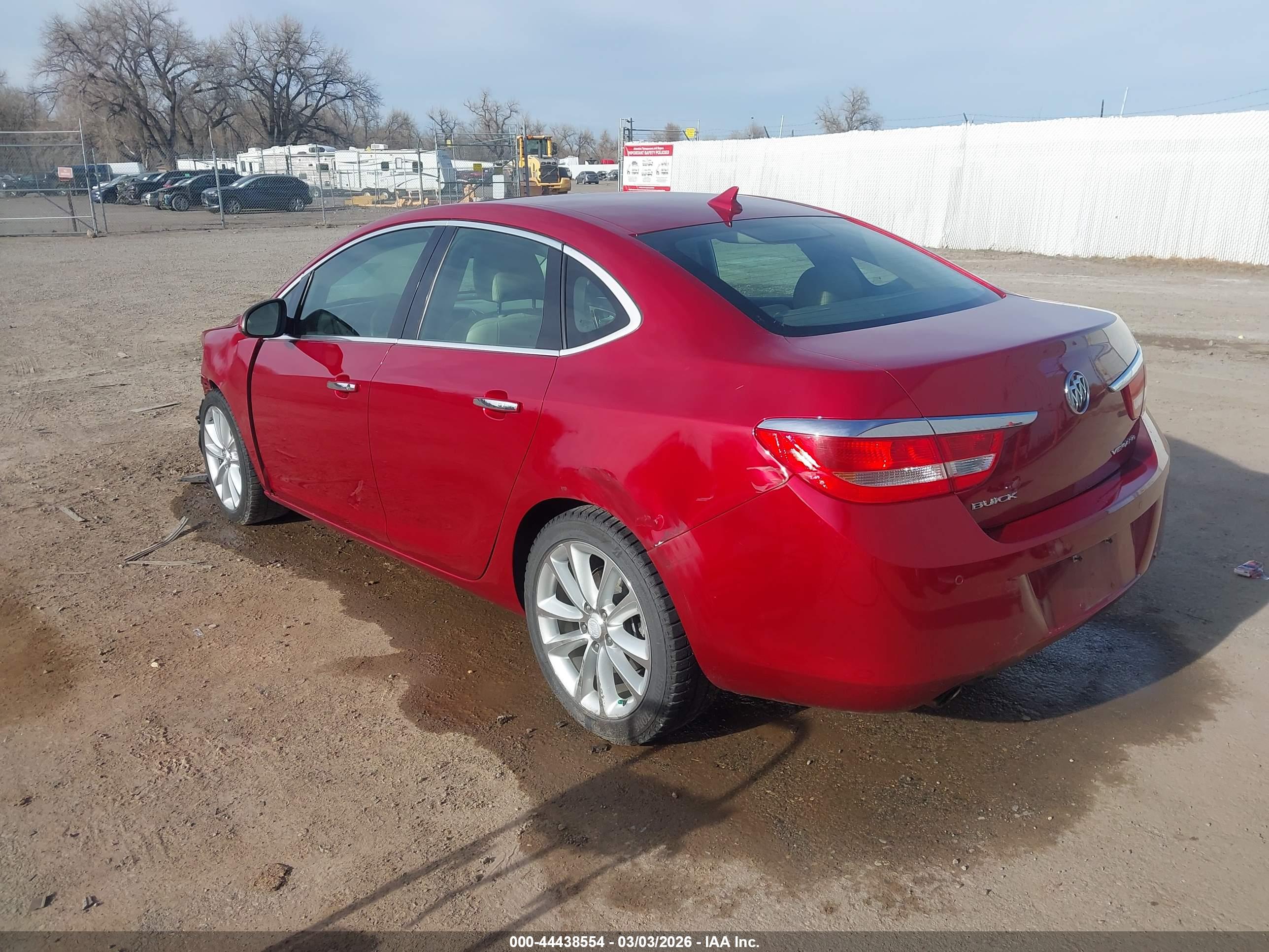 BUICK VERANO image 3