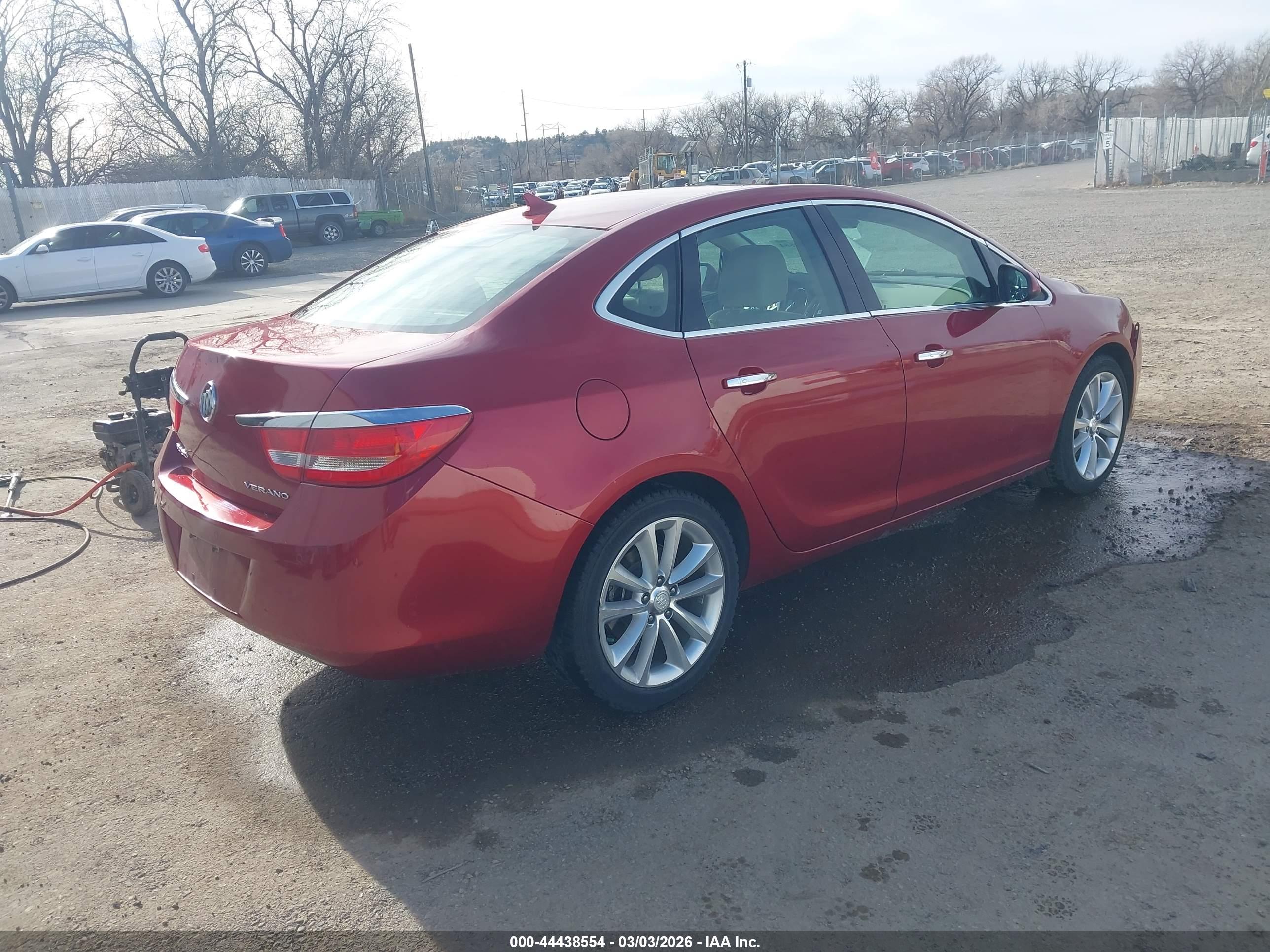 BUICK VERANO image 4