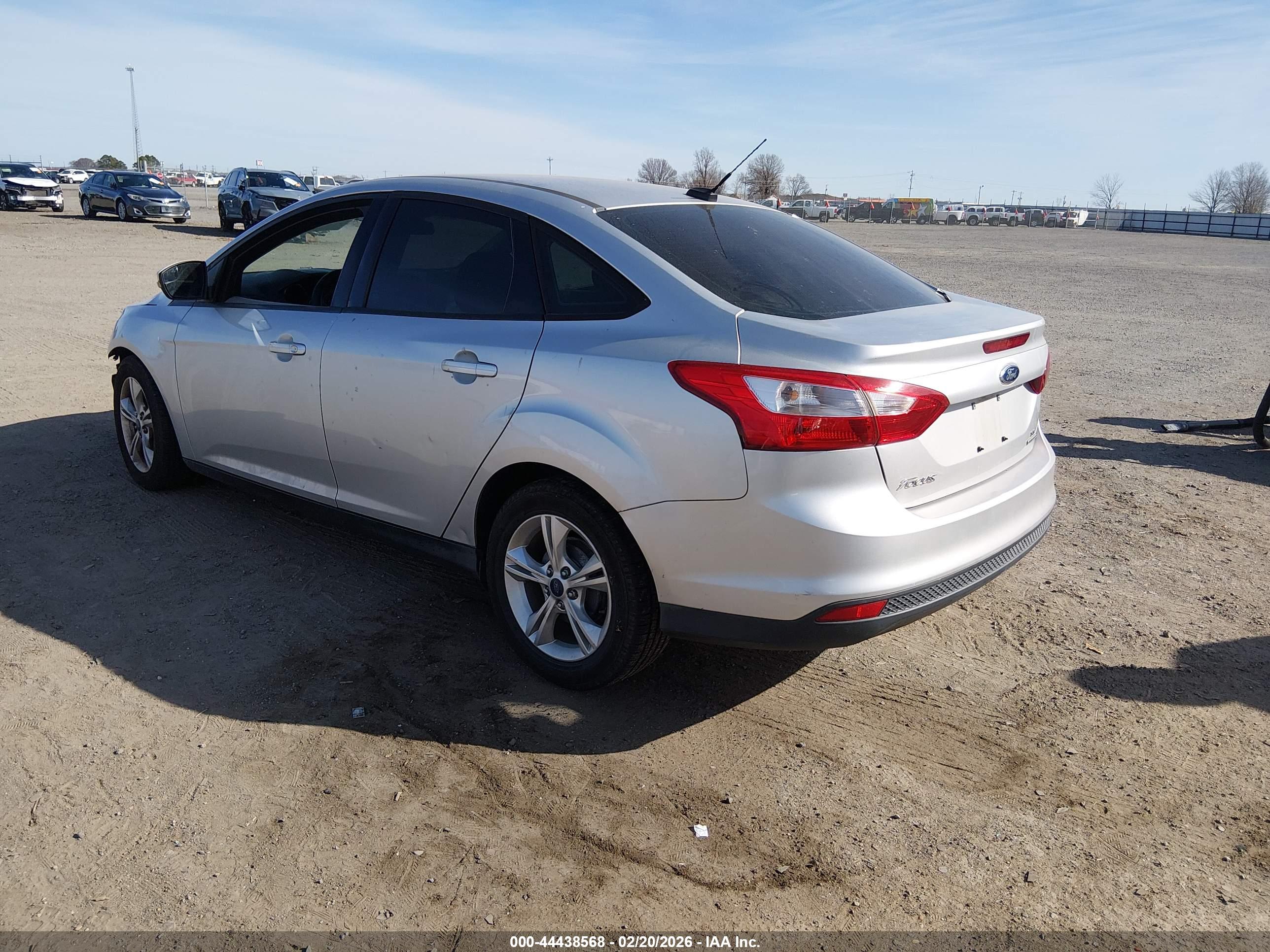 FORD FOCUS image 3