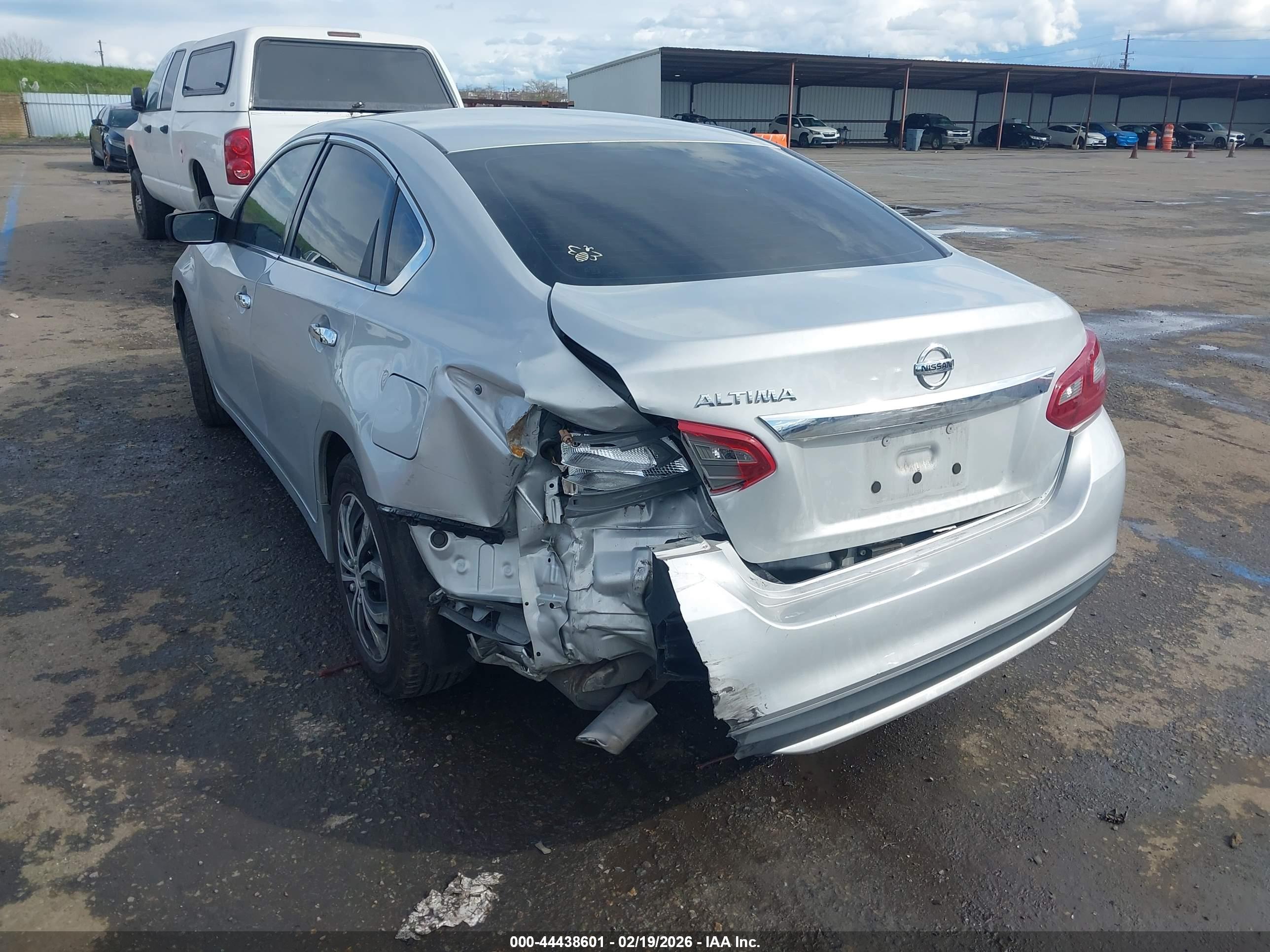 NISSAN ALTIMA image 3