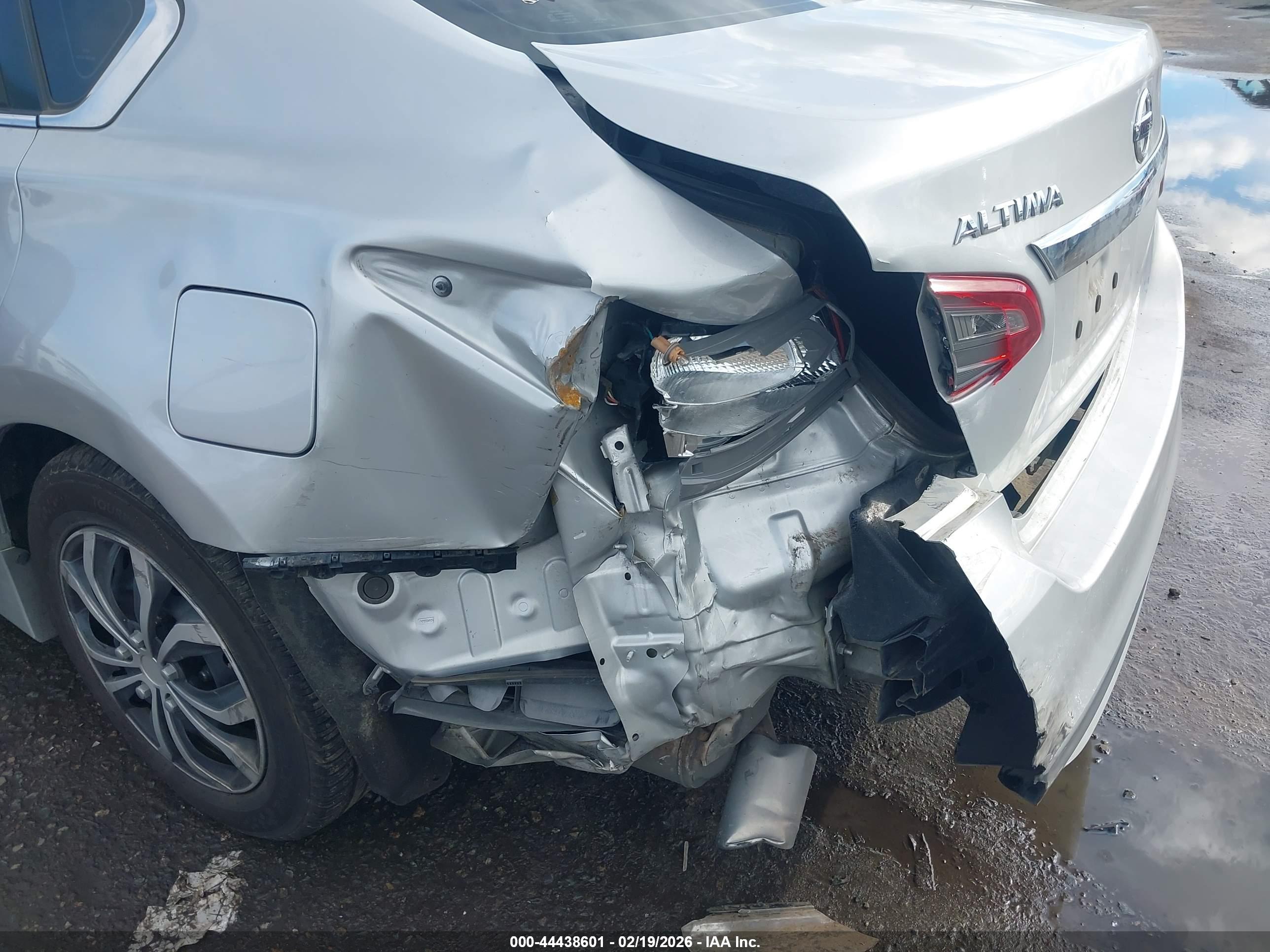 NISSAN ALTIMA image 6
