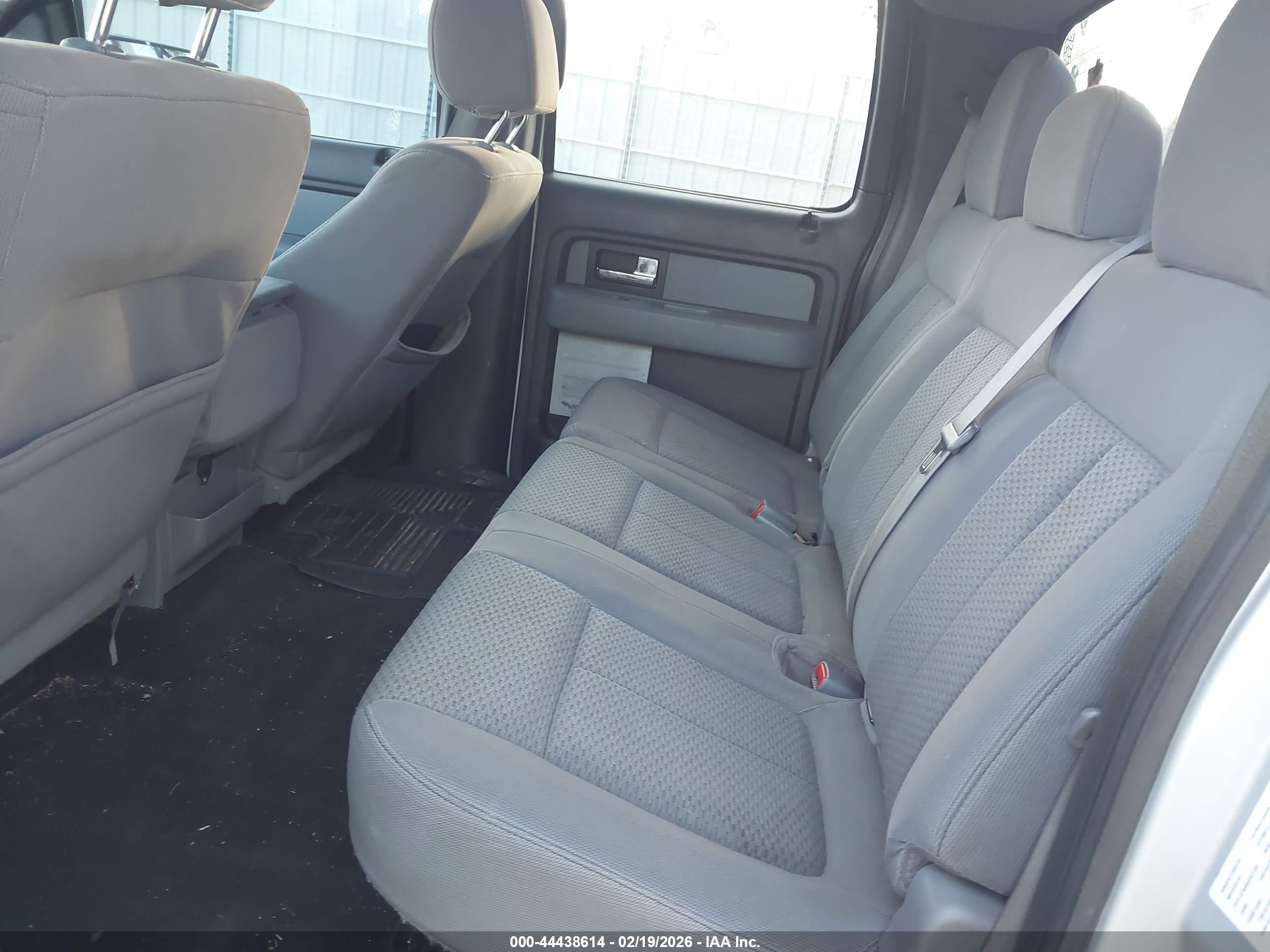 FORD F-150 image 8