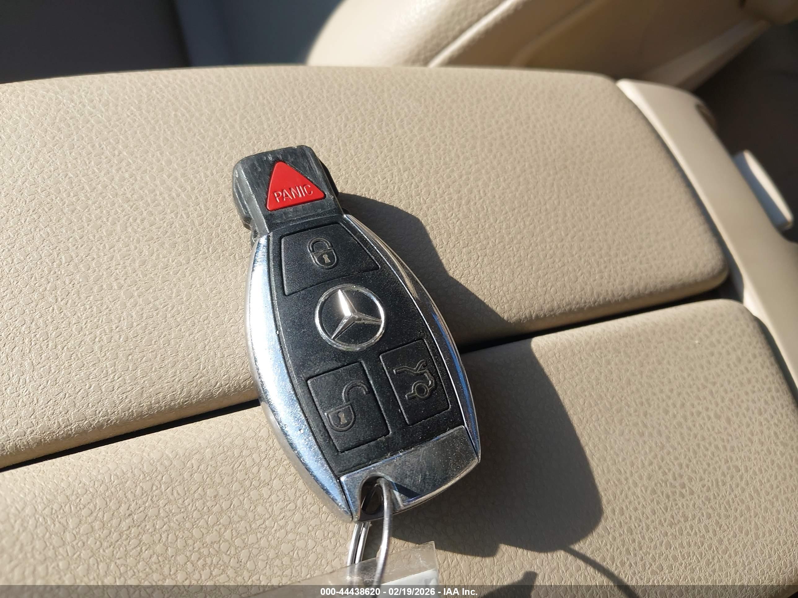 MERCEDES-BENZ C image 11