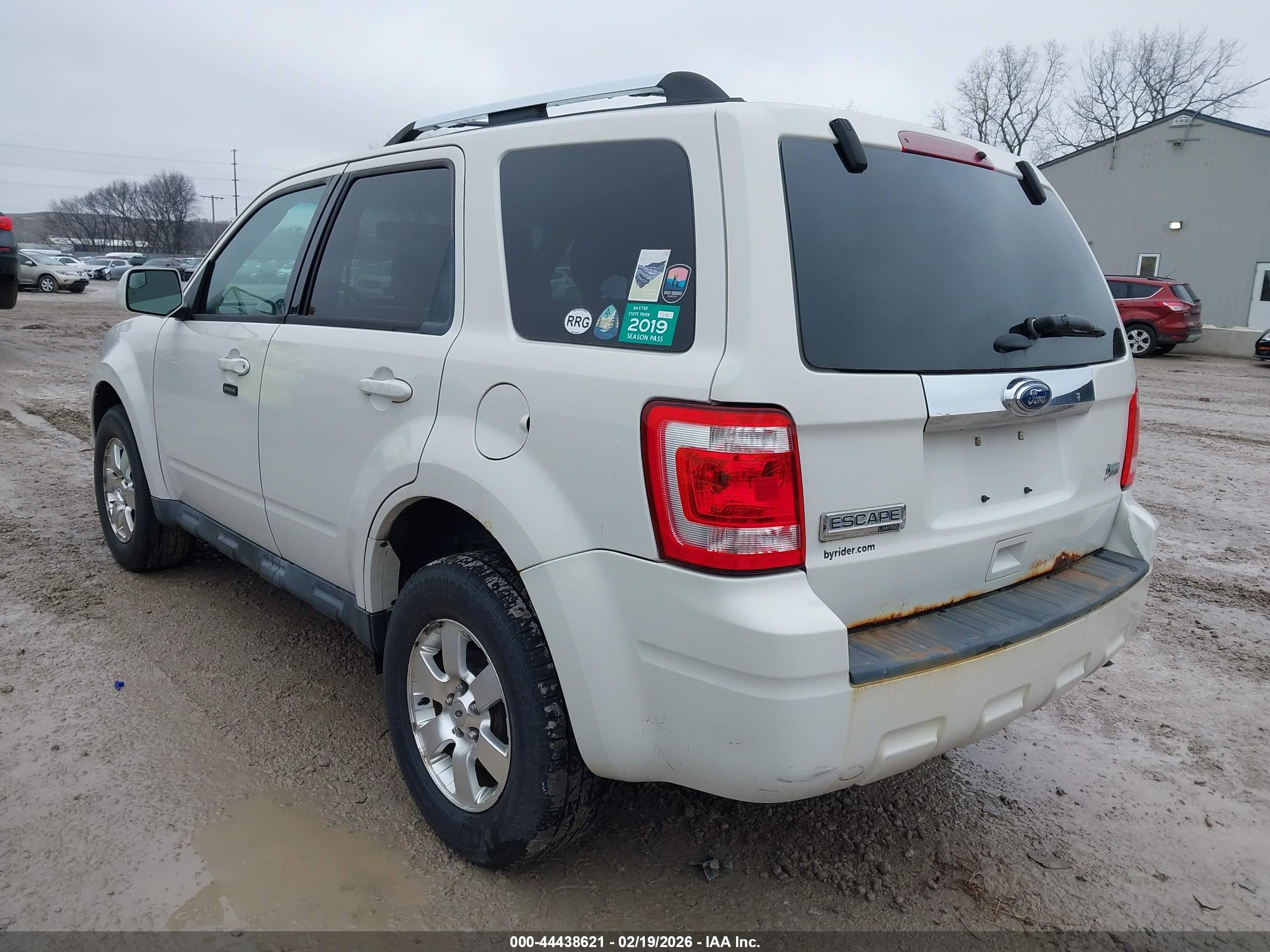 FORD ESCAPE image 3