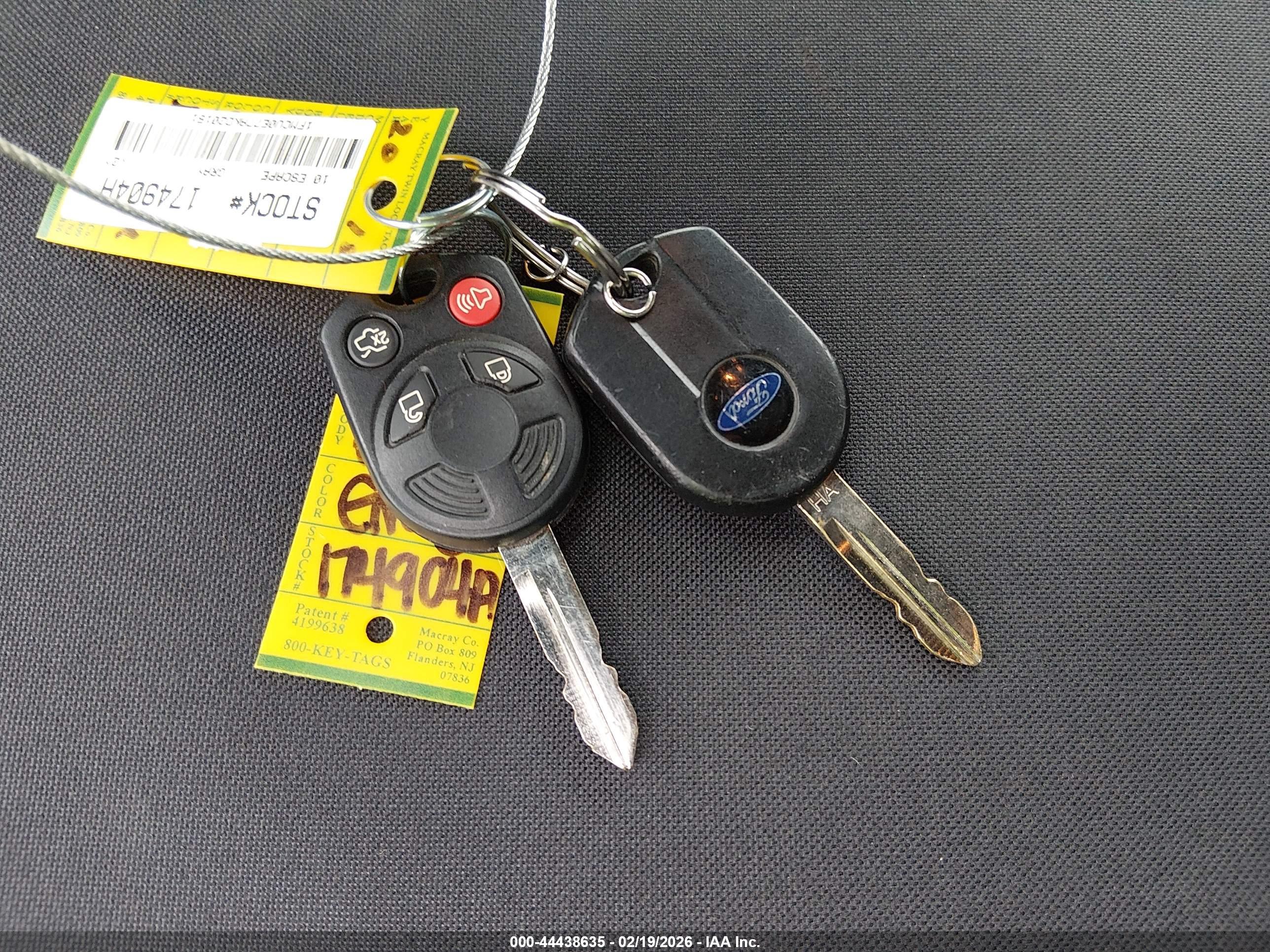FORD ESCAPE image 11