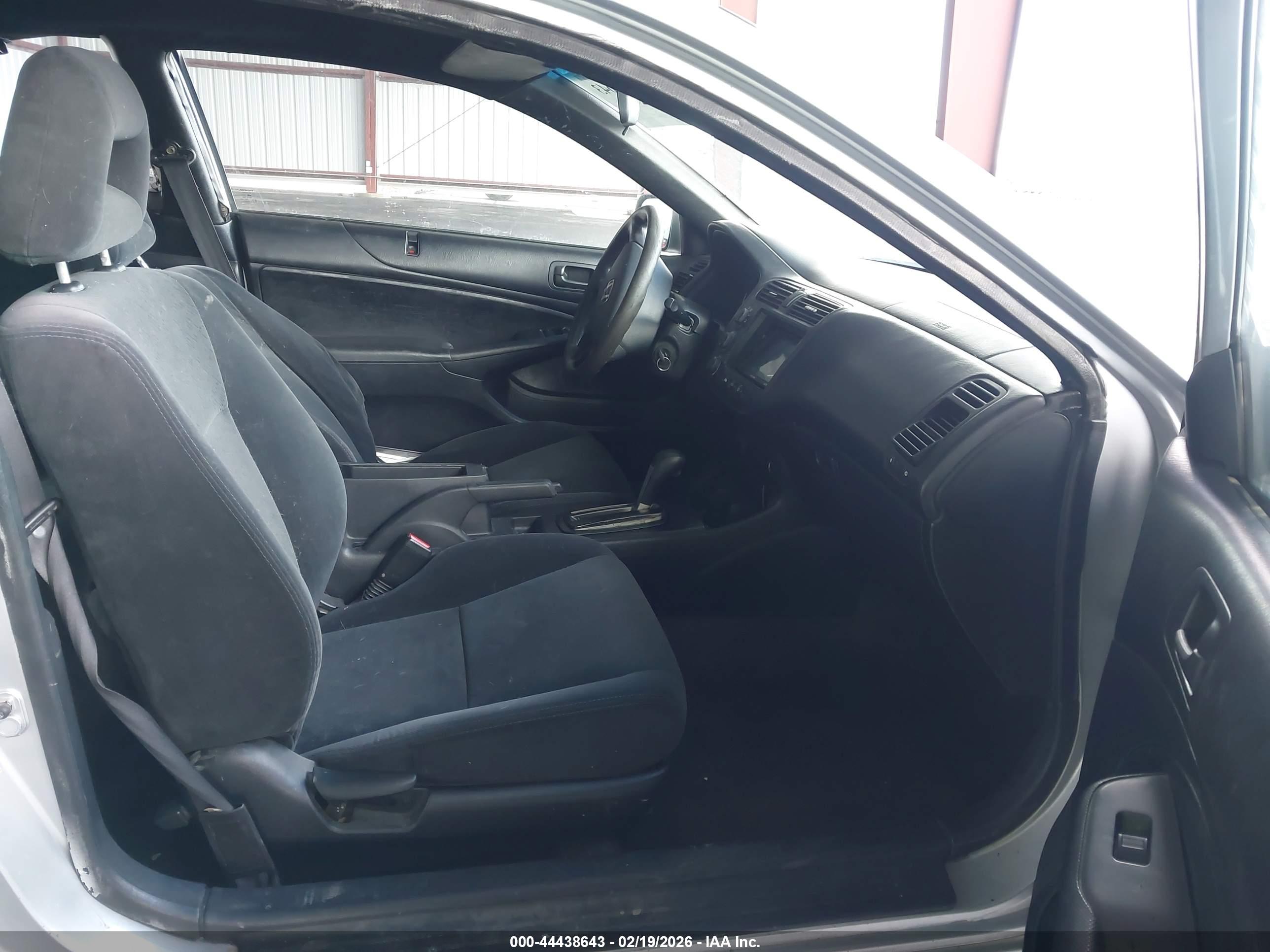 HONDA CIVIC image 5