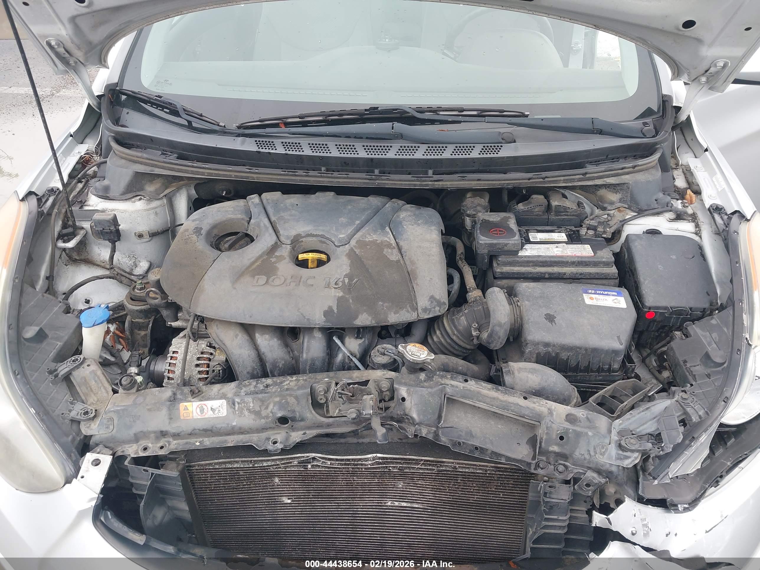HYUNDAI ELANTRA image 10