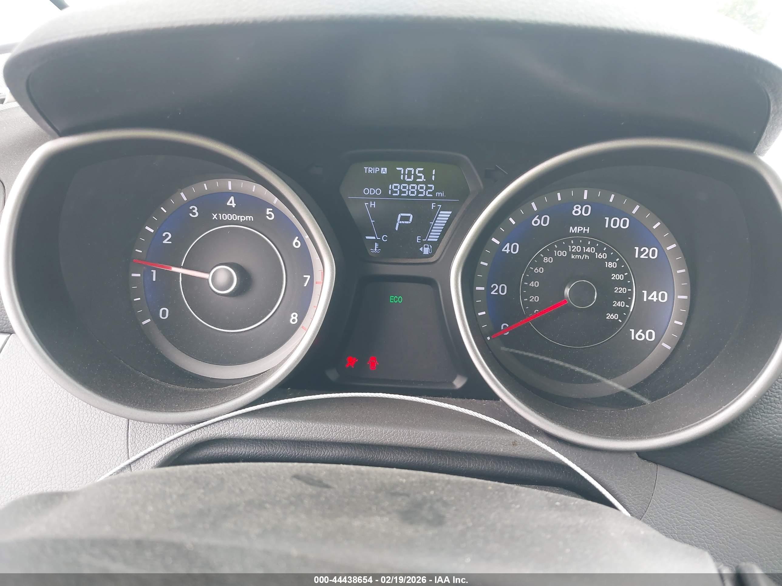 HYUNDAI ELANTRA image 7