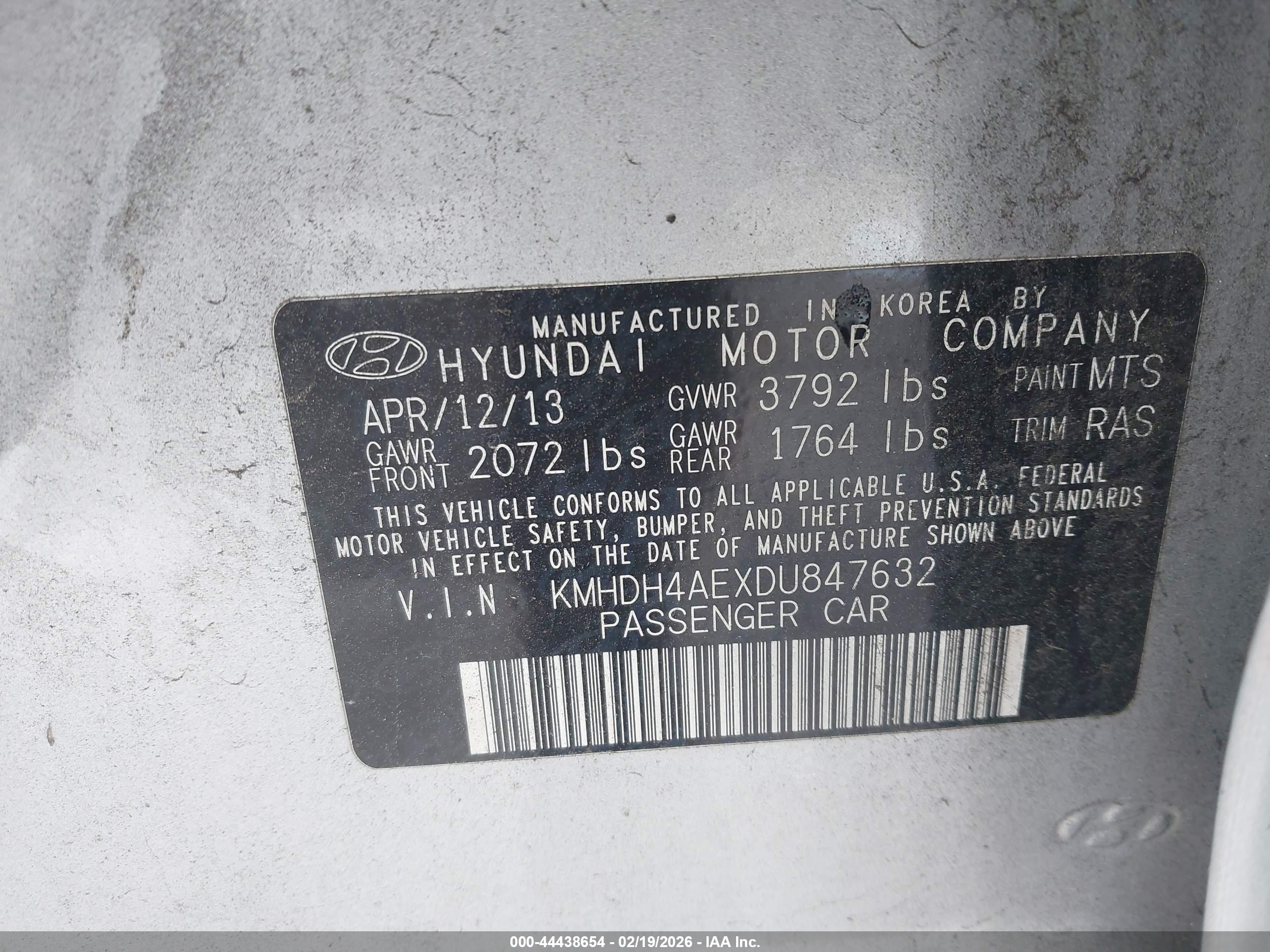 HYUNDAI ELANTRA image 9