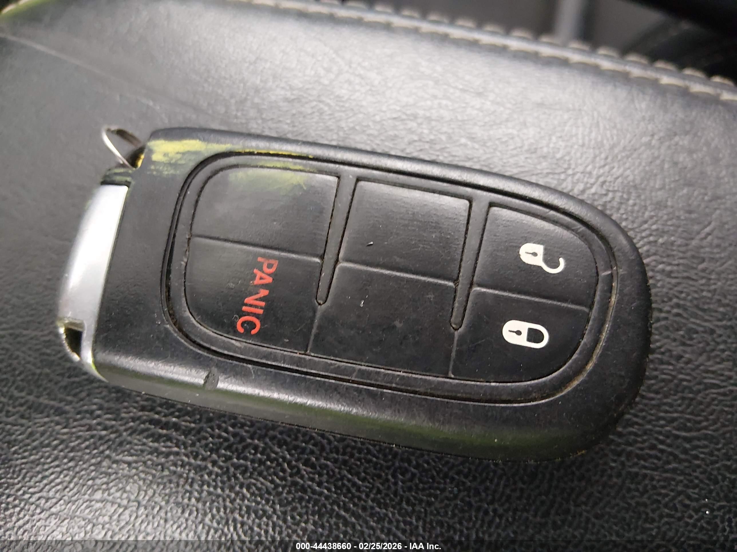 JEEP CHEROKEE image 11