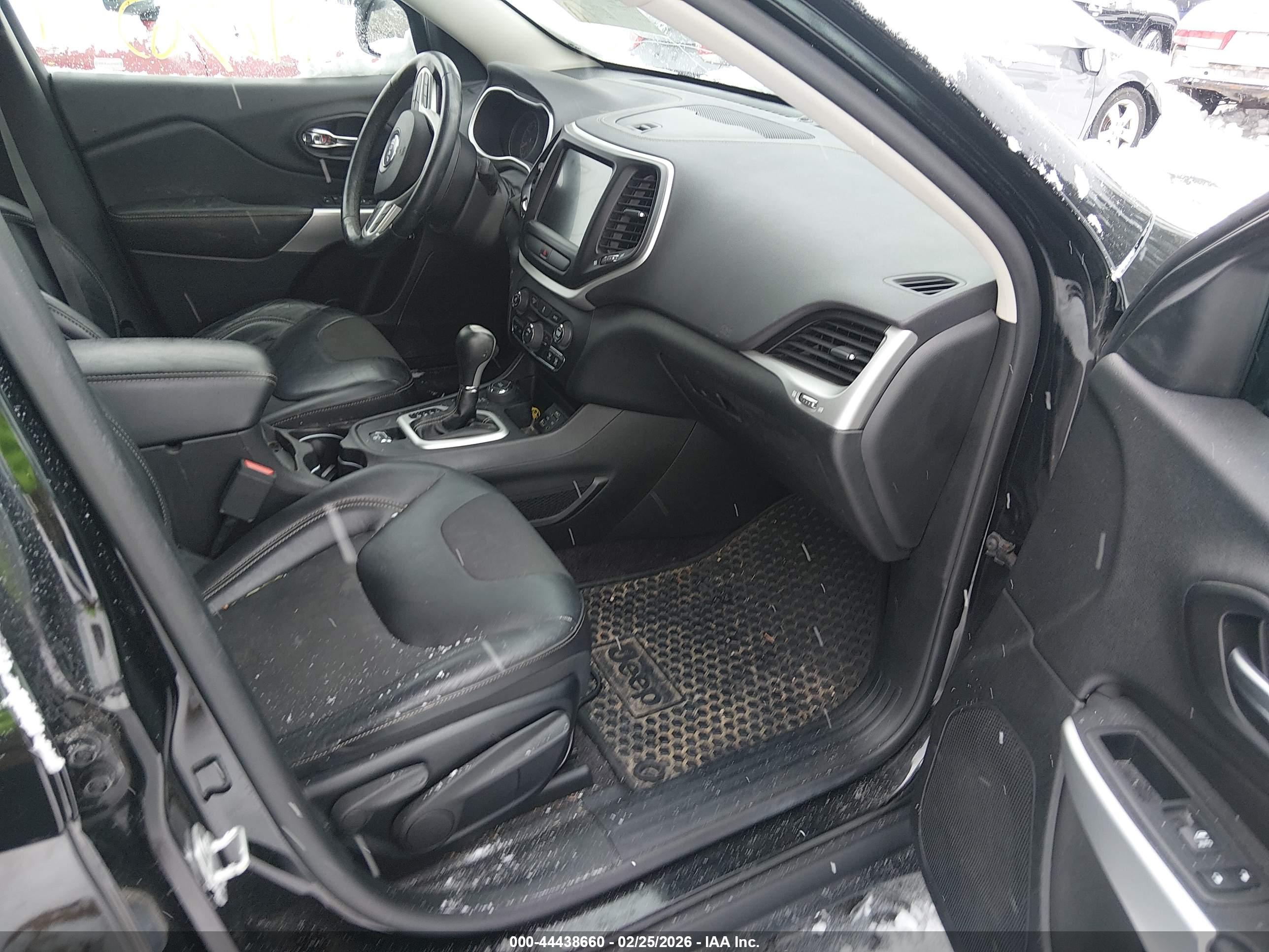JEEP CHEROKEE image 5