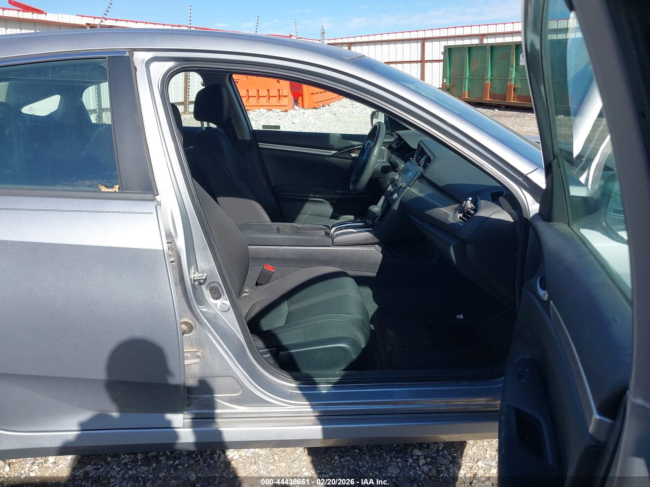 HONDA CIVIC image 5