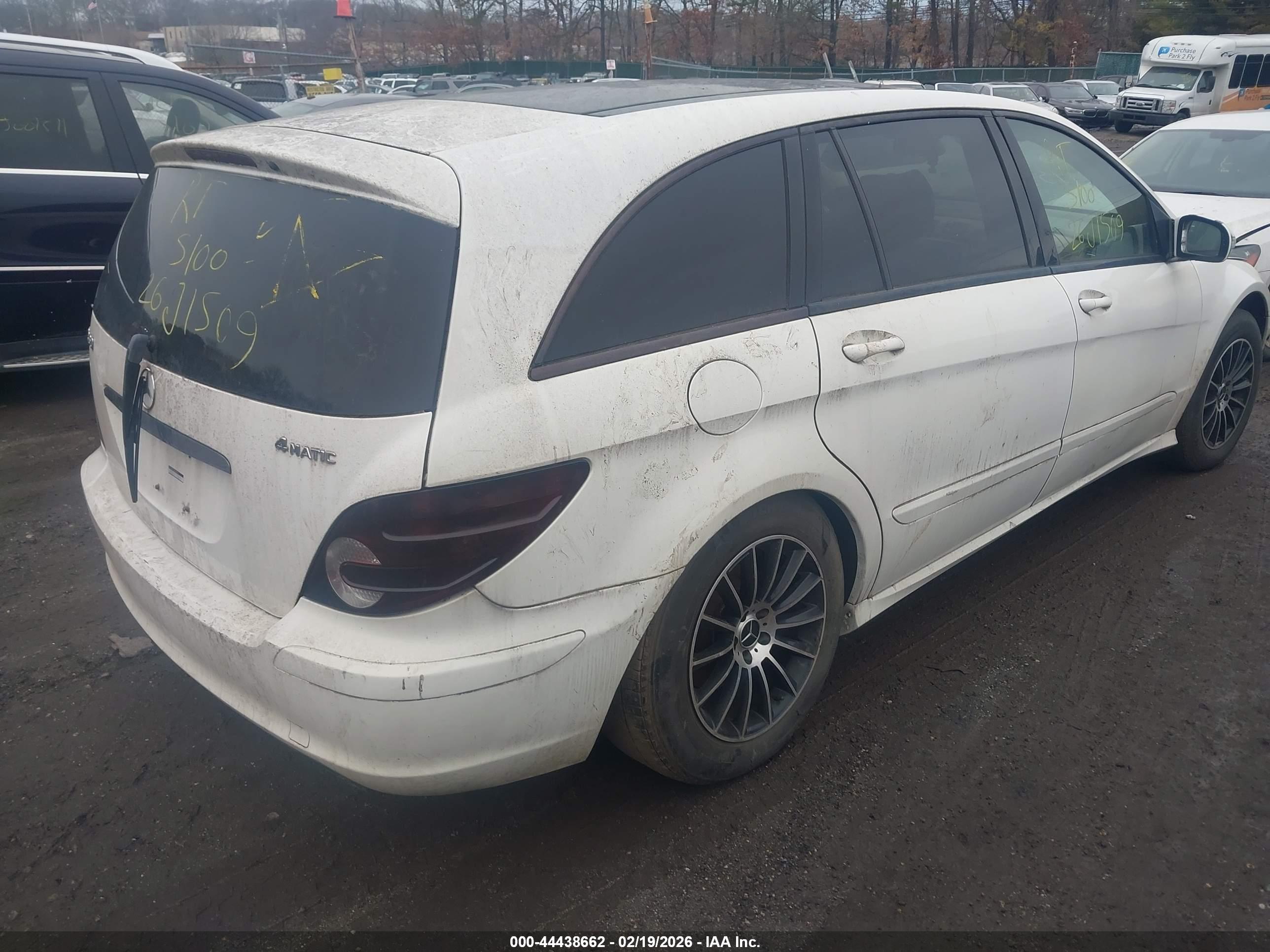 MERCEDES-BENZ R image 4