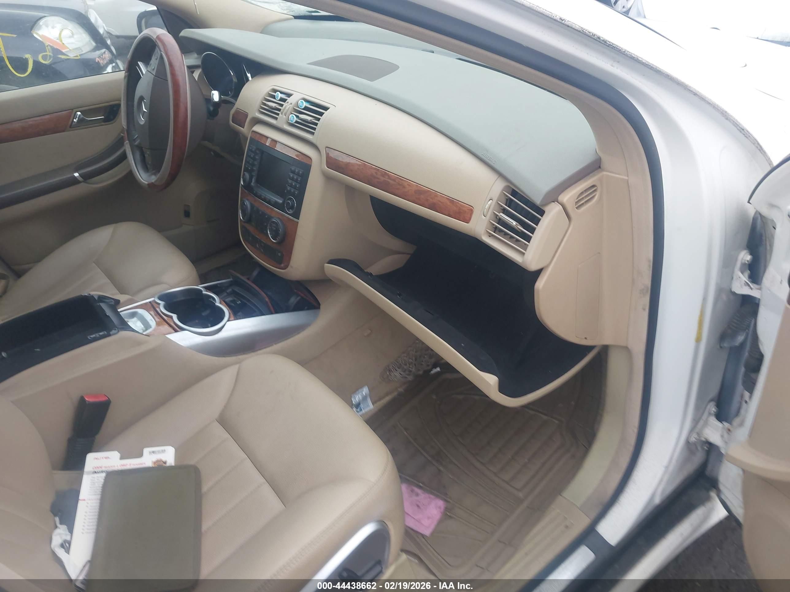 MERCEDES-BENZ R image 5