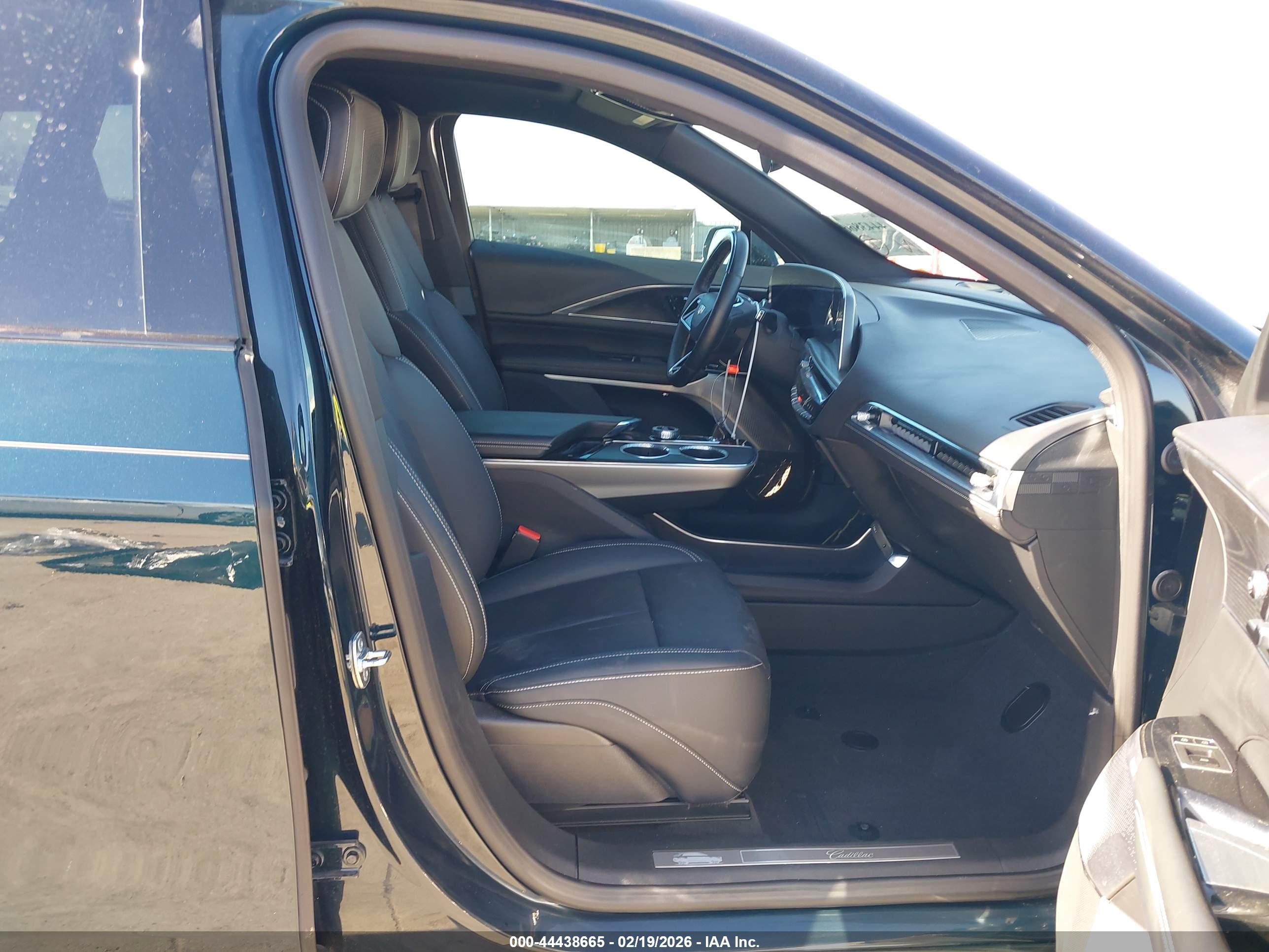 CADILLAC LYRIQ image 5