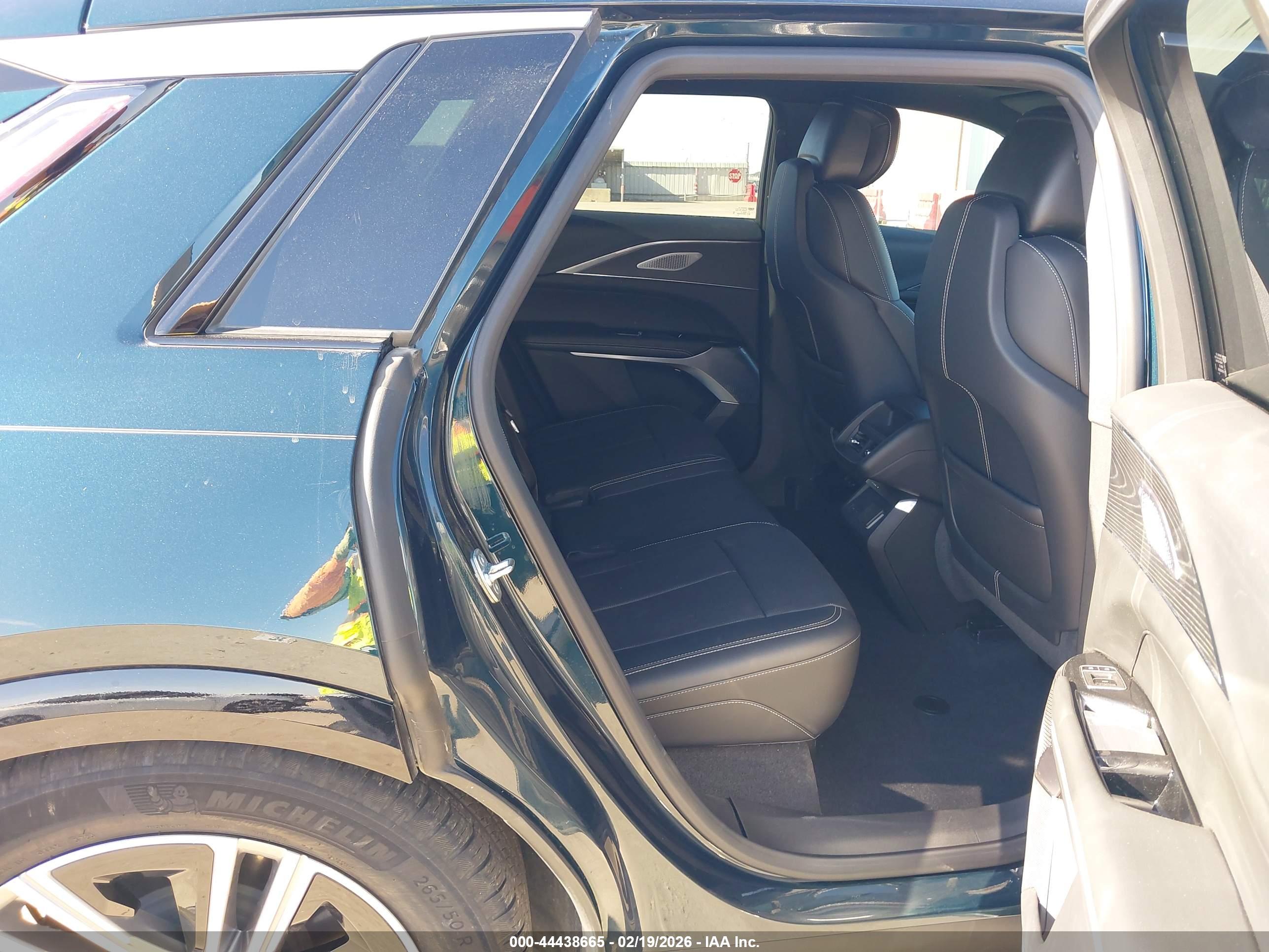 CADILLAC LYRIQ image 8