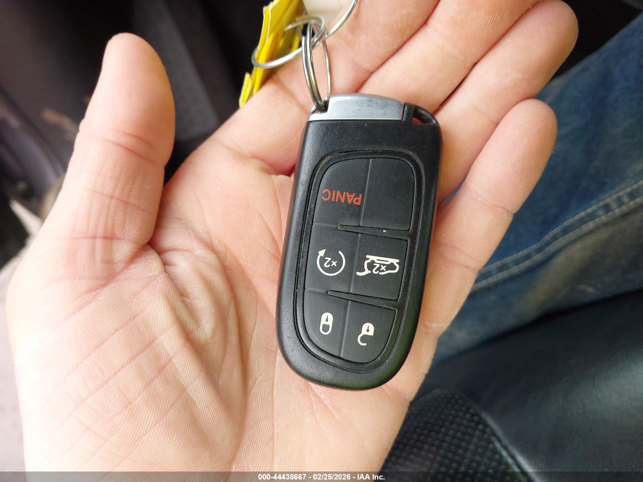 JEEP CHEROKEE image 11