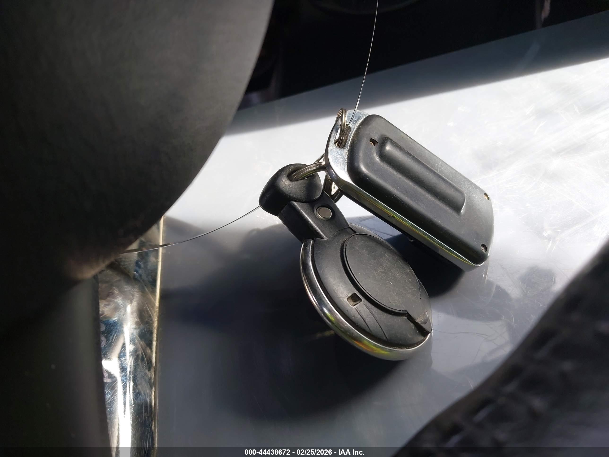 MINI COUNTRYMAN image 11