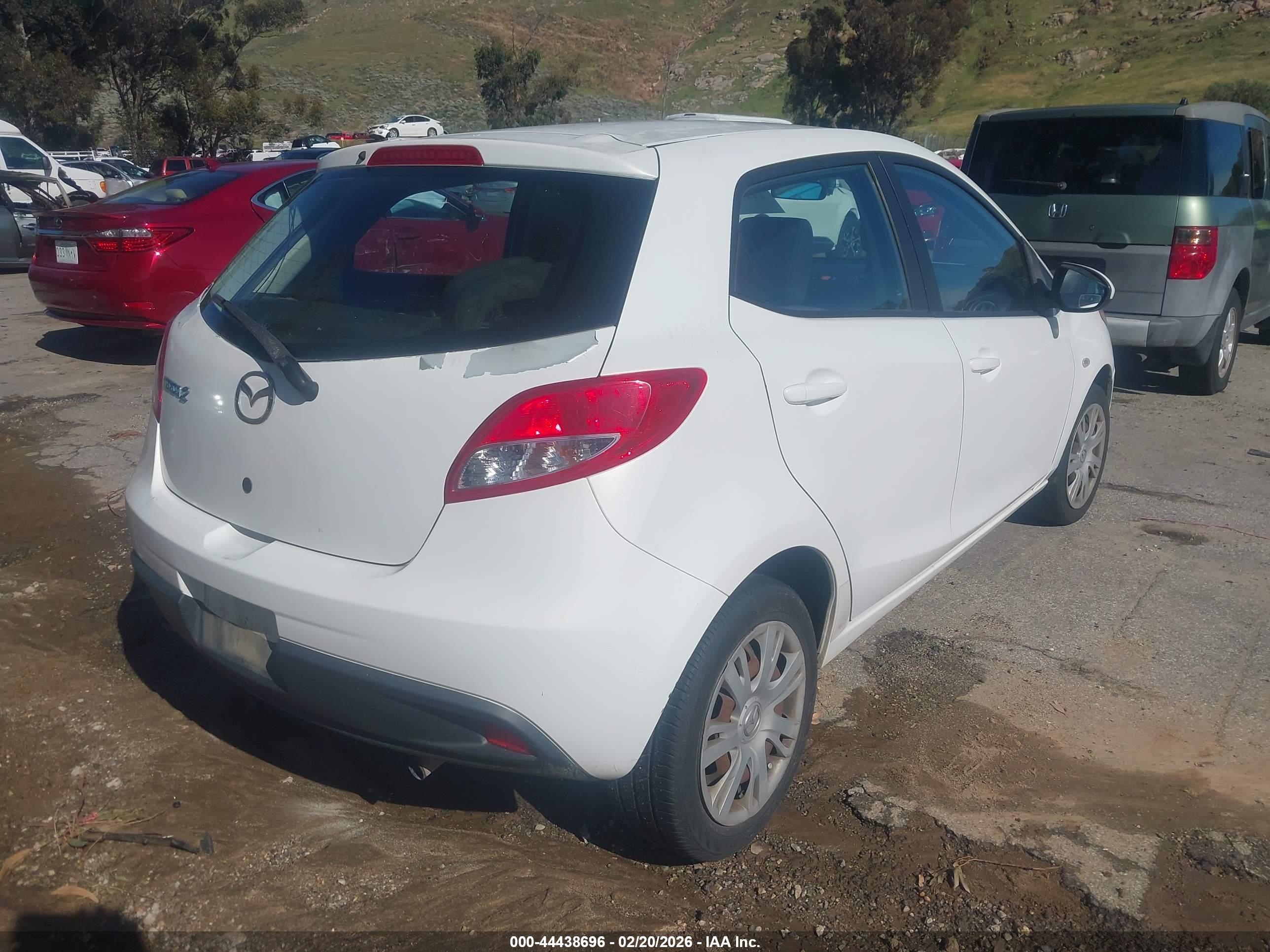 MAZDA MAZDA2 image 4