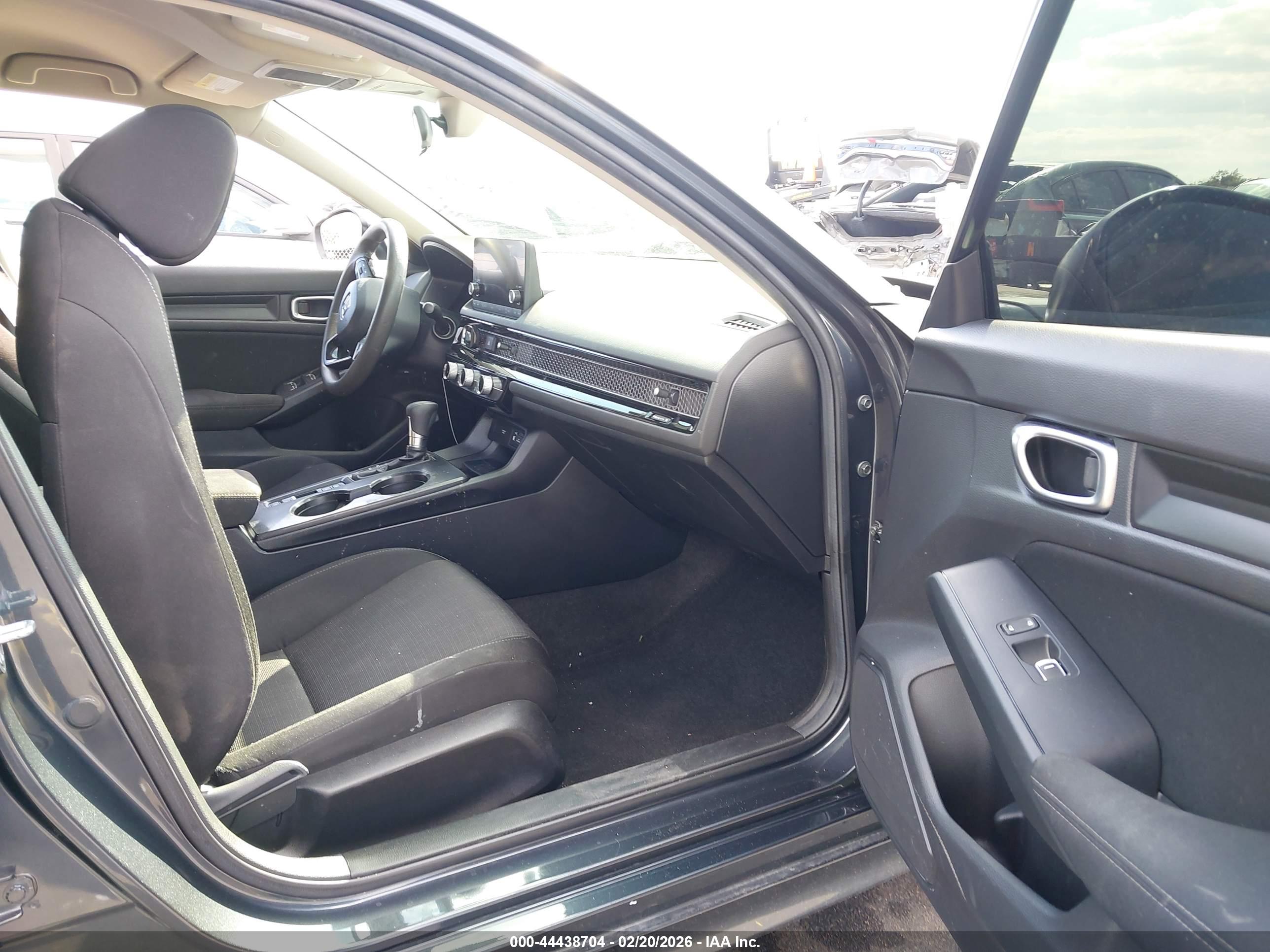 HONDA CIVIC image 5