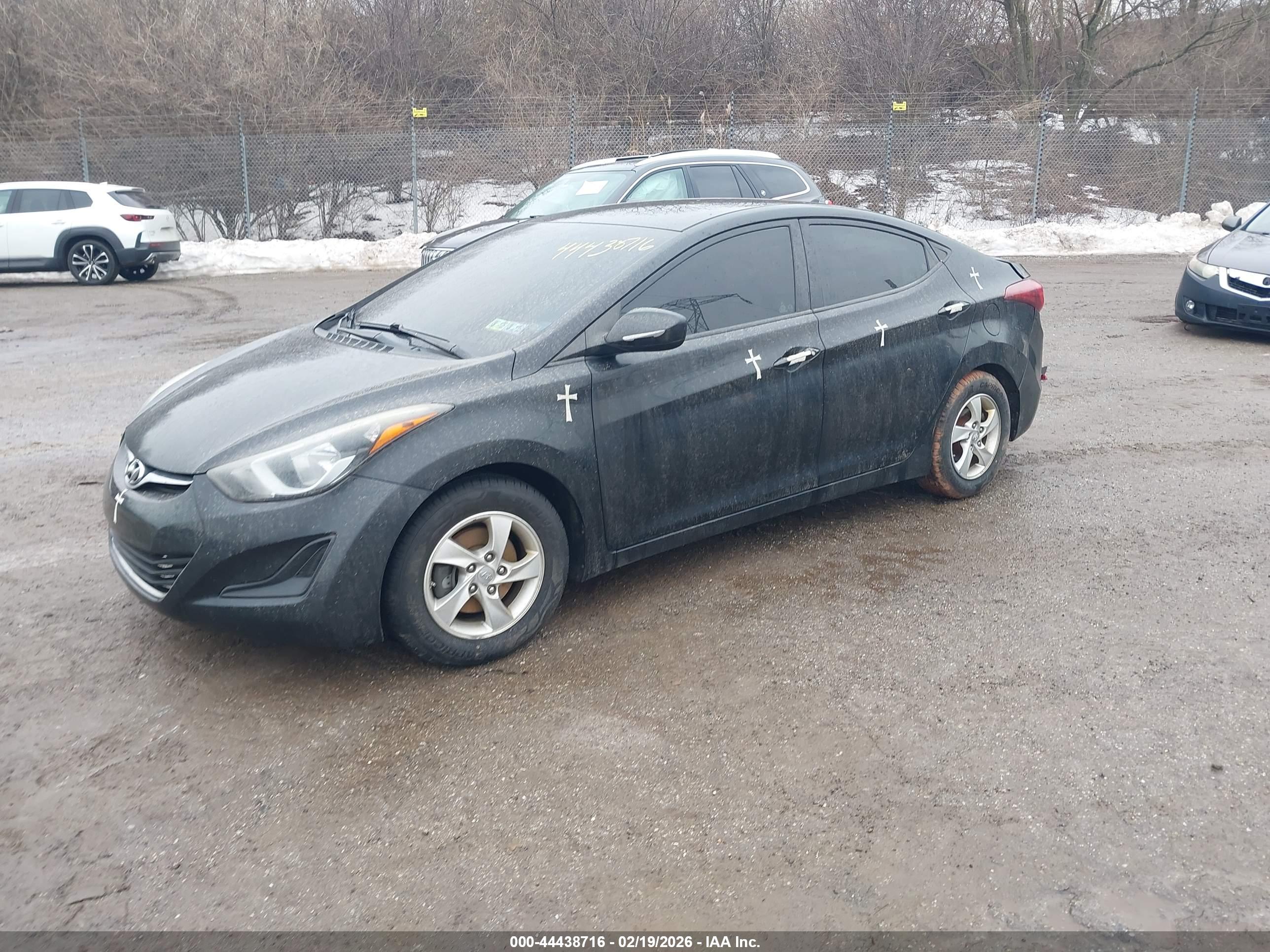 HYUNDAI ELANTRA image 2