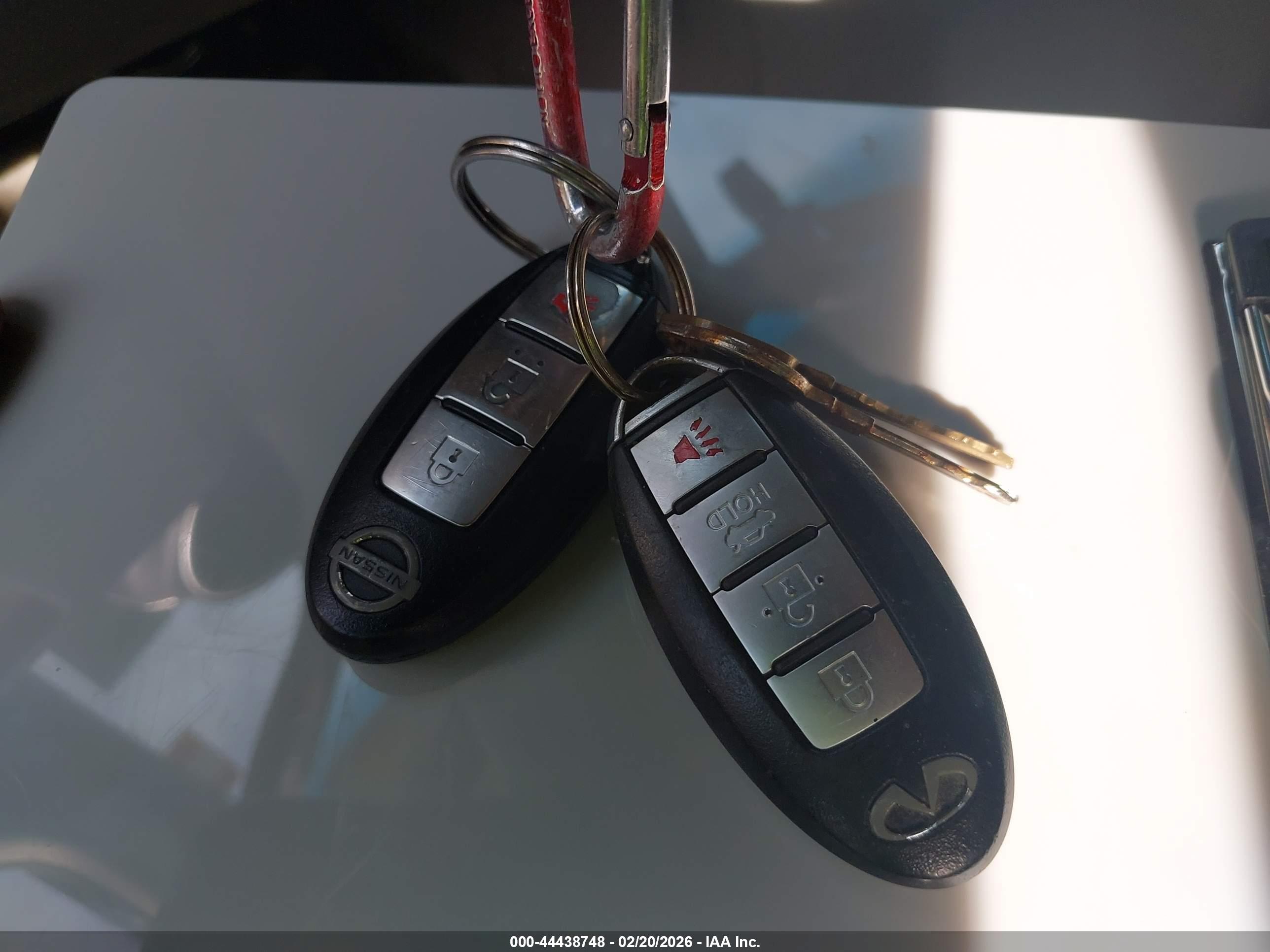 NISSAN QUEST image 11
