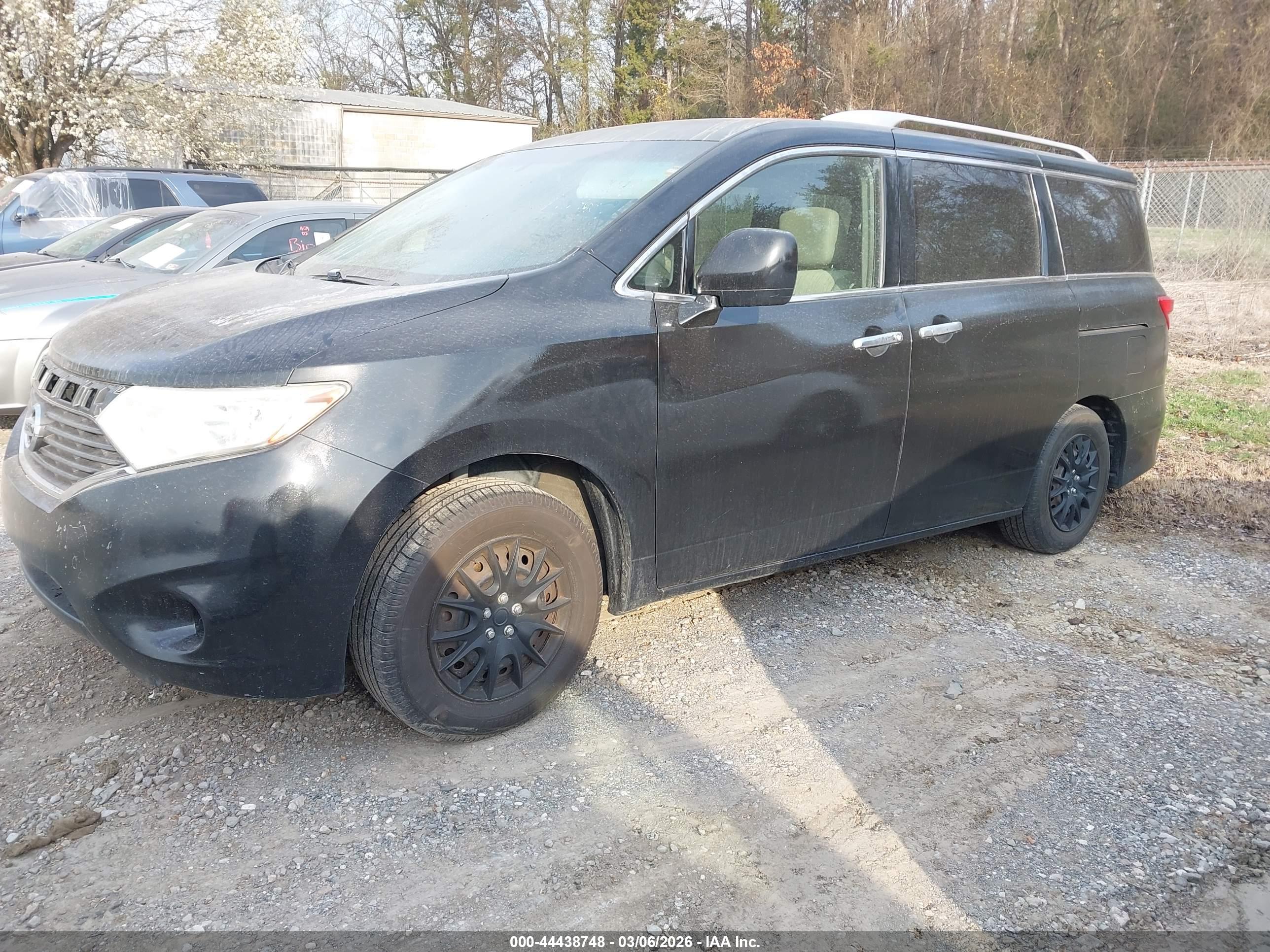 NISSAN QUEST image 2