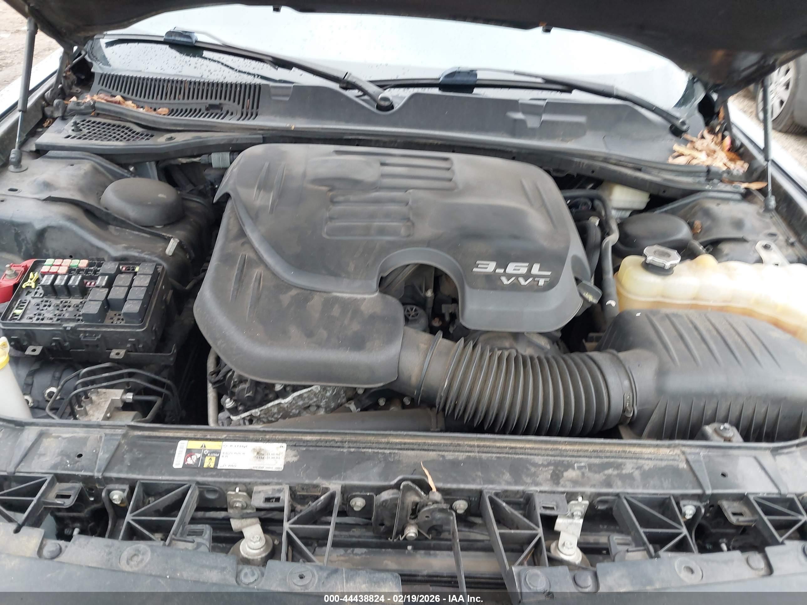 DODGE CHALLENGER image 10